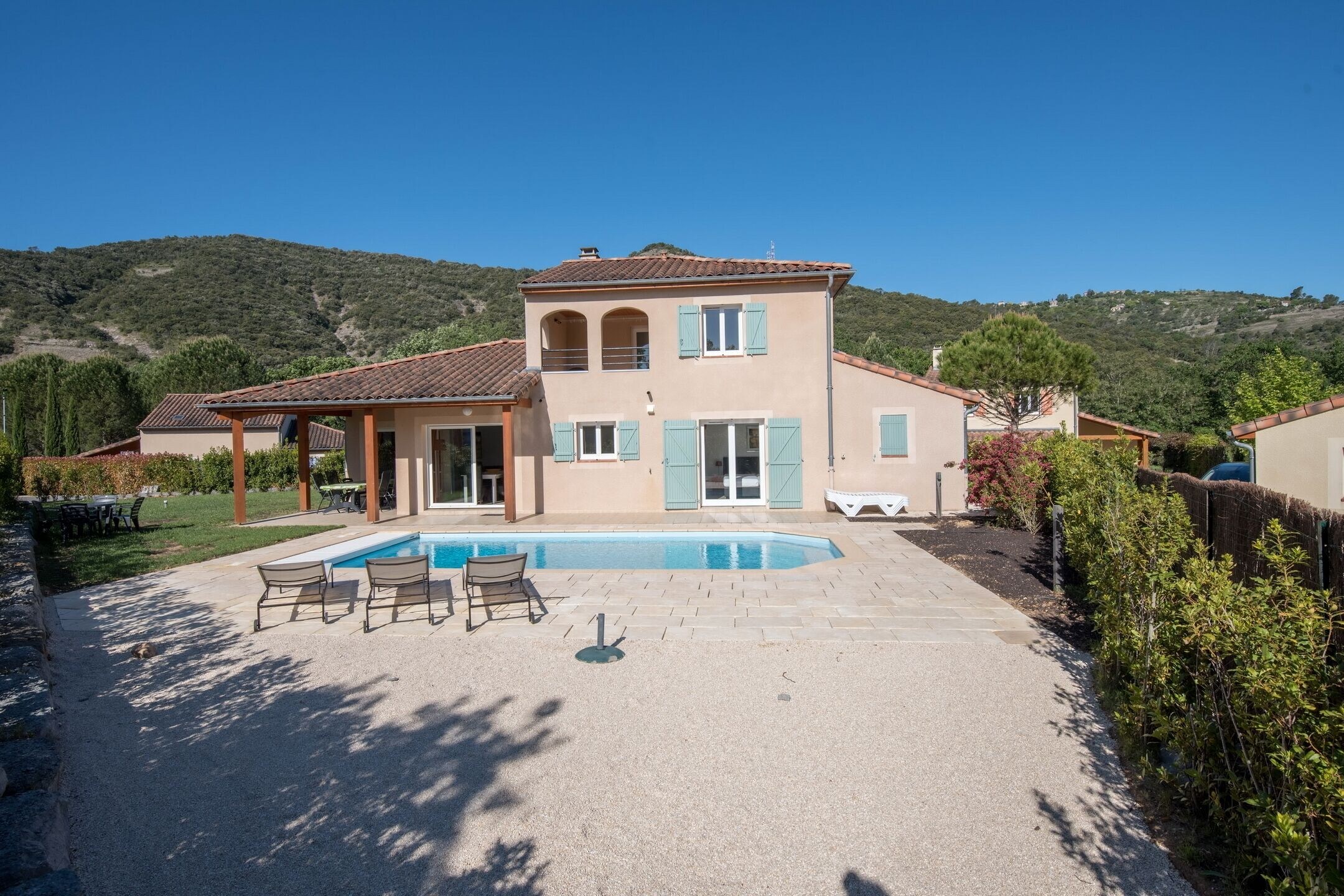 Property Image 1 - Villa Des Montagnes (AM)
