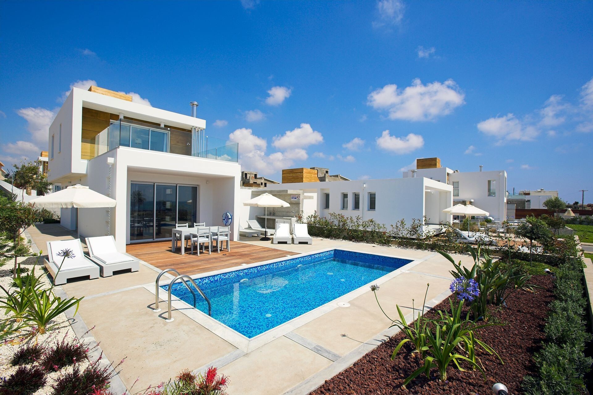 Property Image 1 - Paradise Cove Luxurious Beach Villas Turquoise (2 Bedroom Villa)