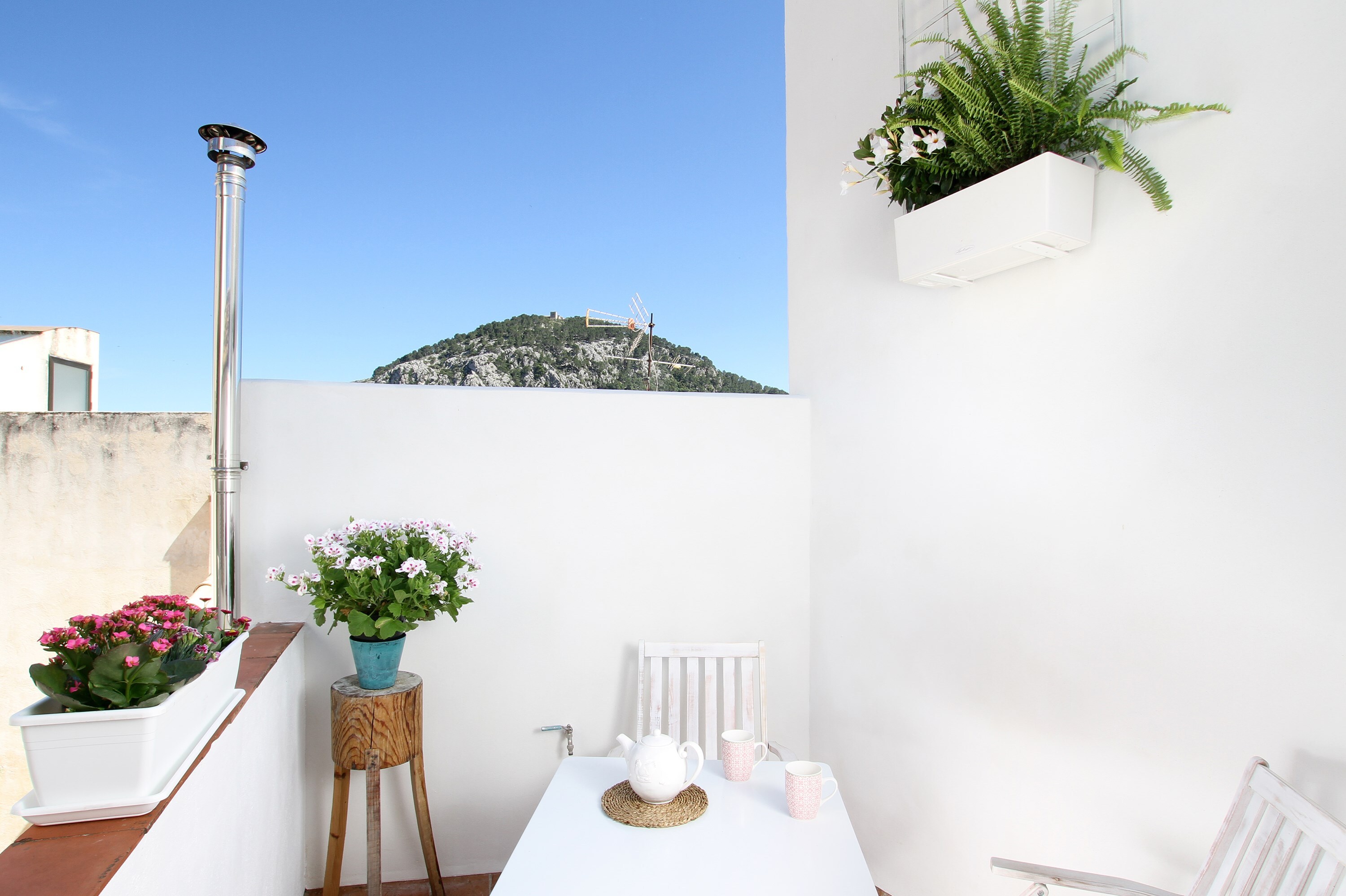 Property Image 1 - White deer town house in Pollensa, Mallorca