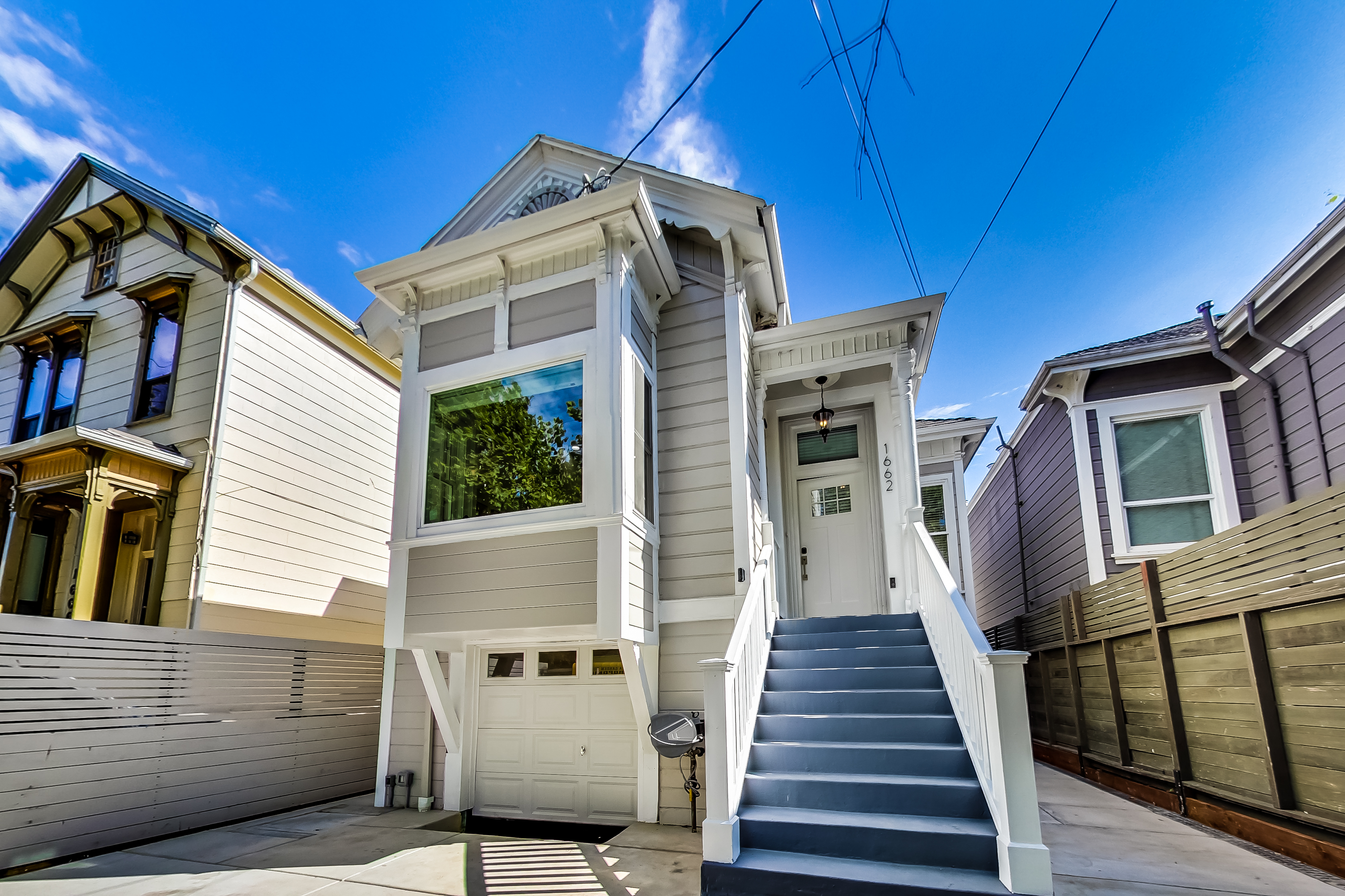 Property Image 1 - West oakland charmer: 2br/2bath house with cottage - AC & W/D