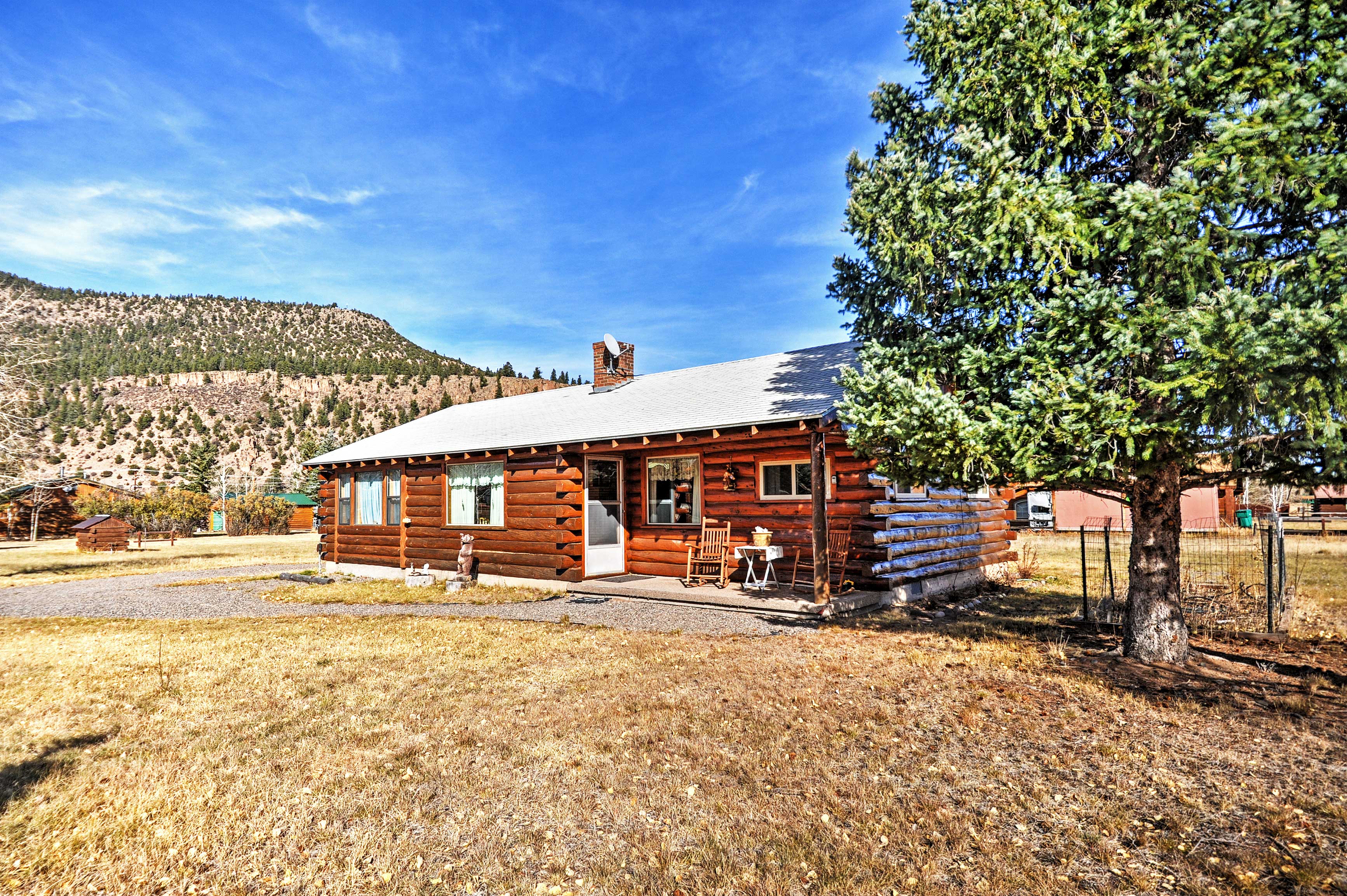 Property Image 1 - South Fork Log Cabin w/ Beautiful Mountain Views!