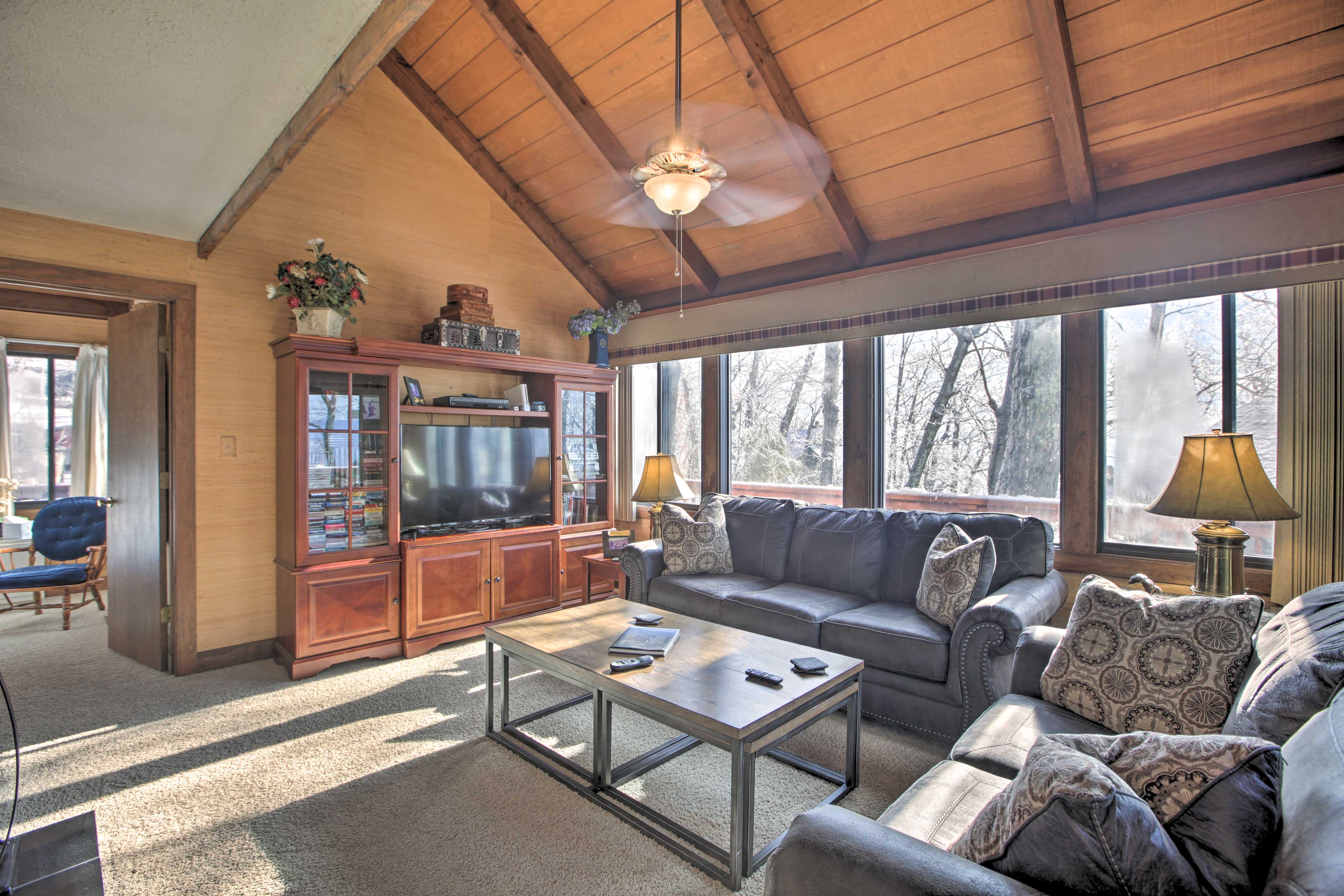 Property Image 1 - Wintergreen Home w/ Hot Tub, Deck & Mountain Views