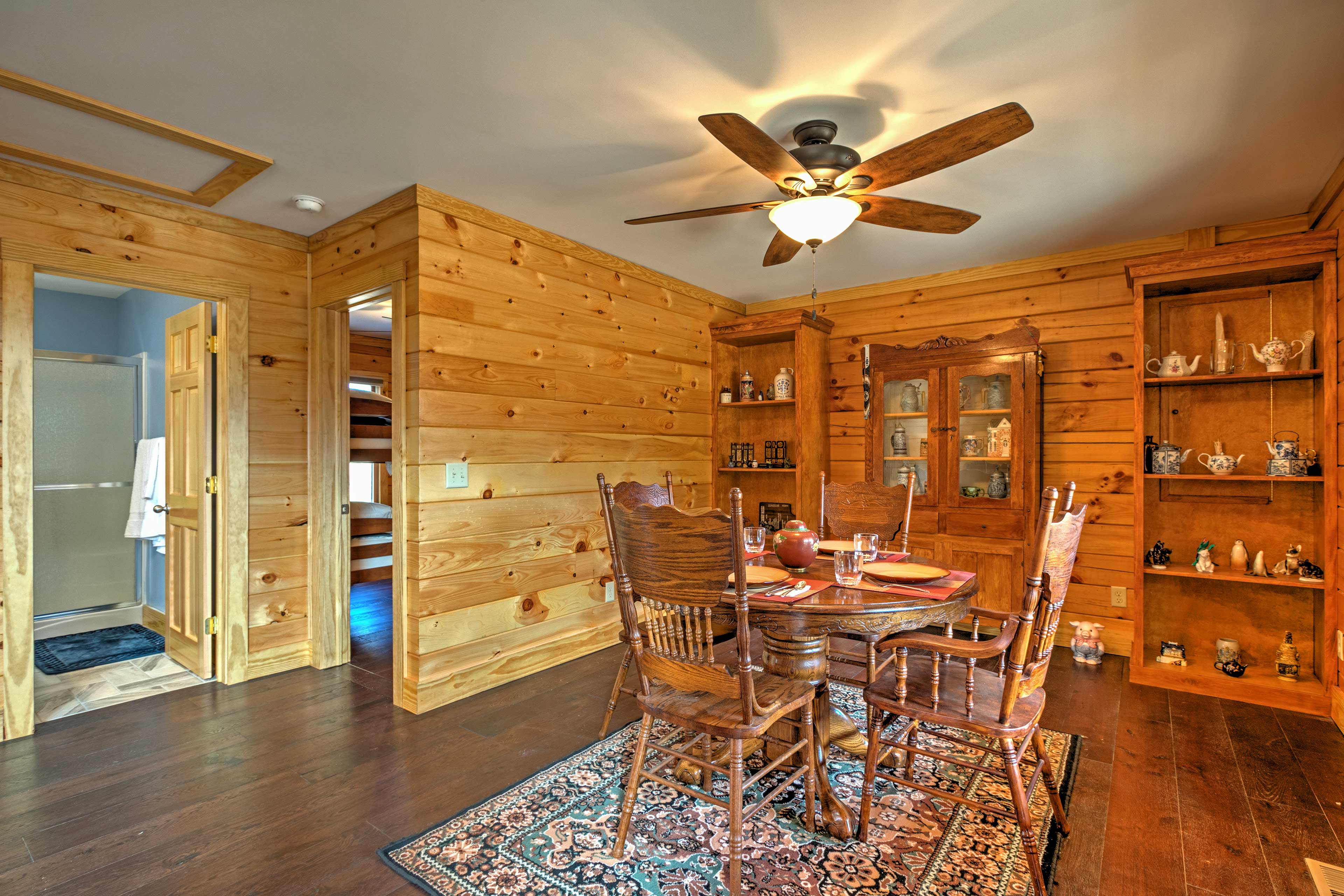 Quiet Shenandoah Cabin w/ Porch & Pastoral Views!