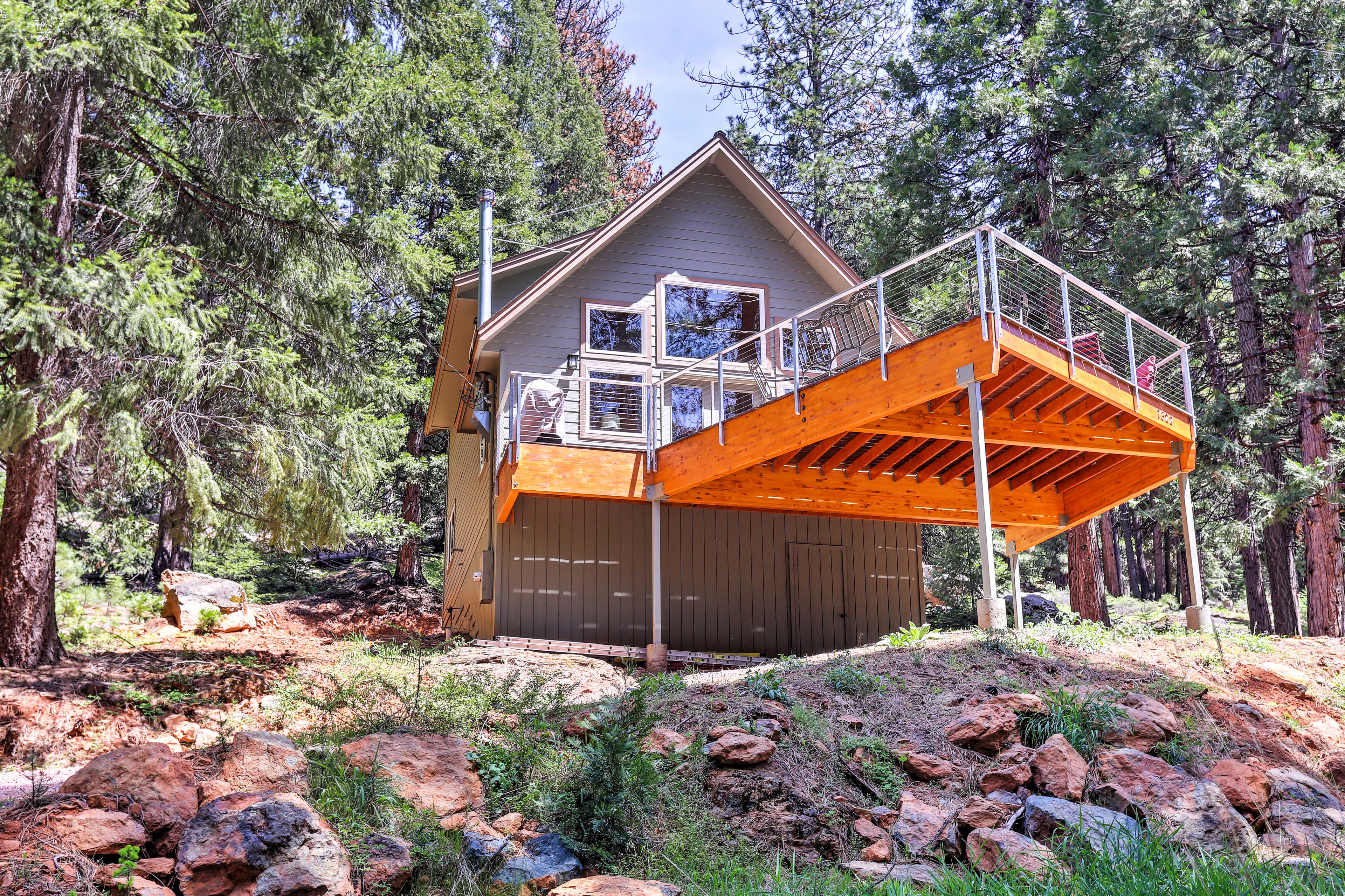 Property Image 2 - Rustic Retreat w/ Deck: Steps From Lake Almanor!