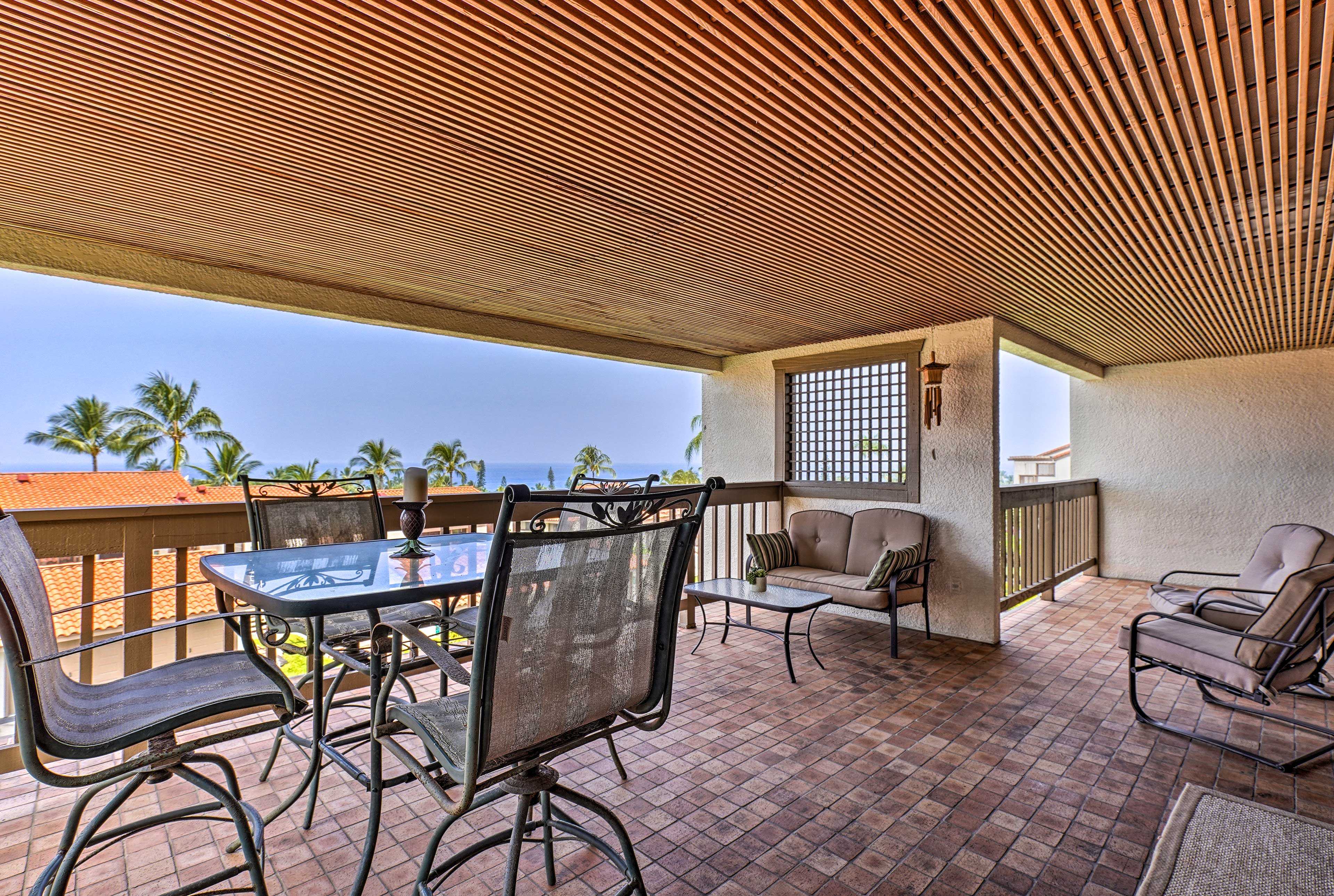 Property Image 2 - Kailua-Kona Condo w/ Resort Access & Ocean View!