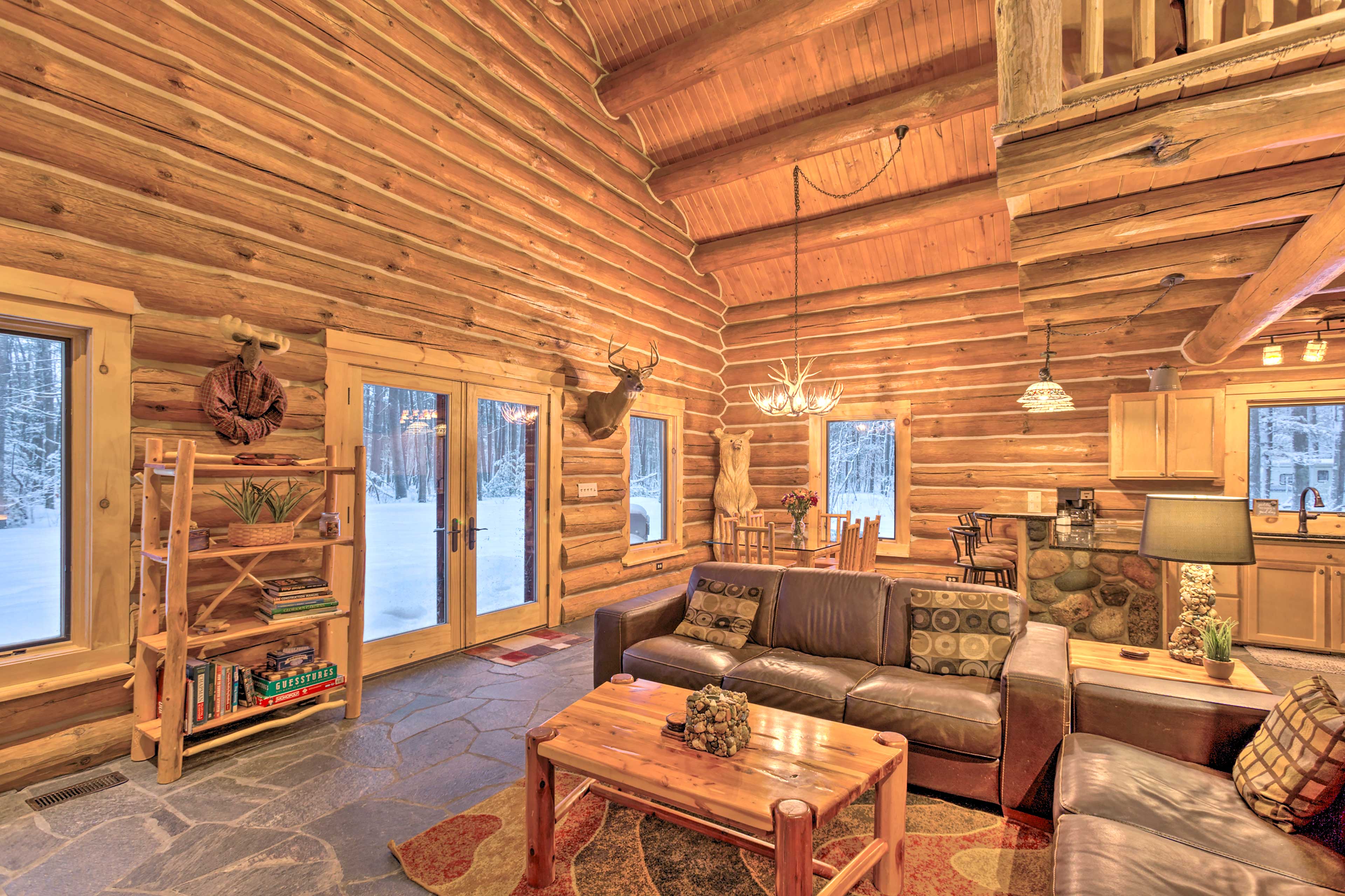 Secluded Cabin - Short Drive to Traverse City