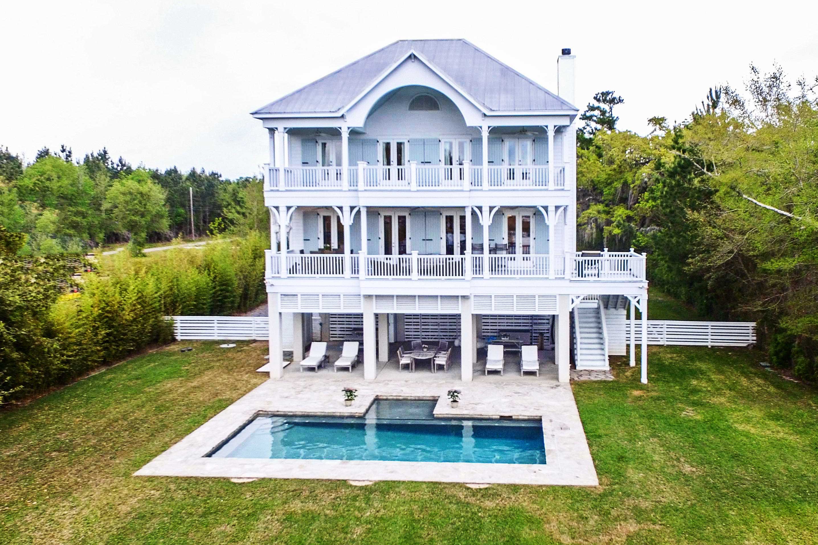 Property Image 2 - Family Waterfront Getaway with Pool & Boat Dock