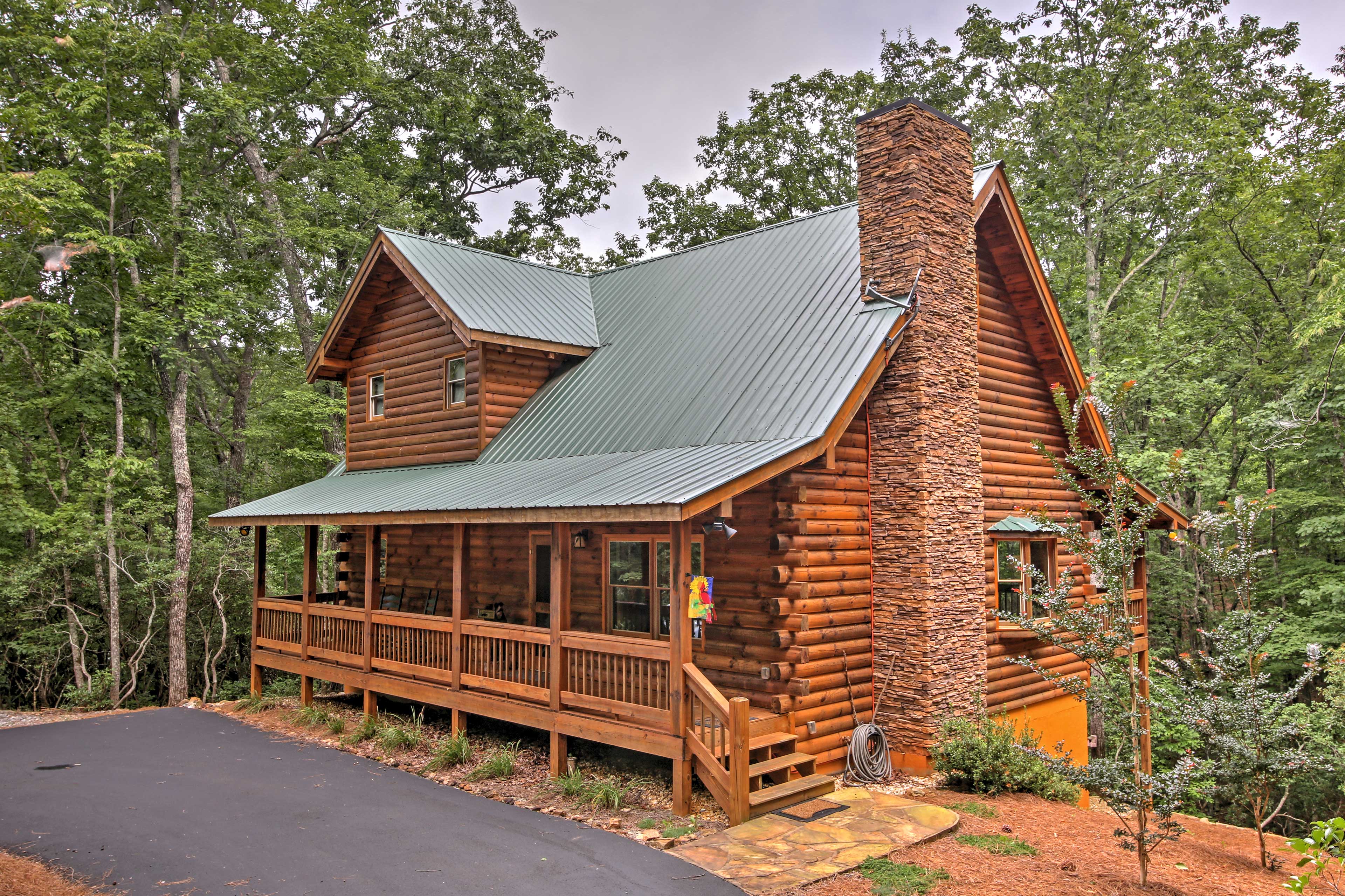 Property Image 1 - Spacious Log Cabin w/ Deck, Fire Pit & Forest View