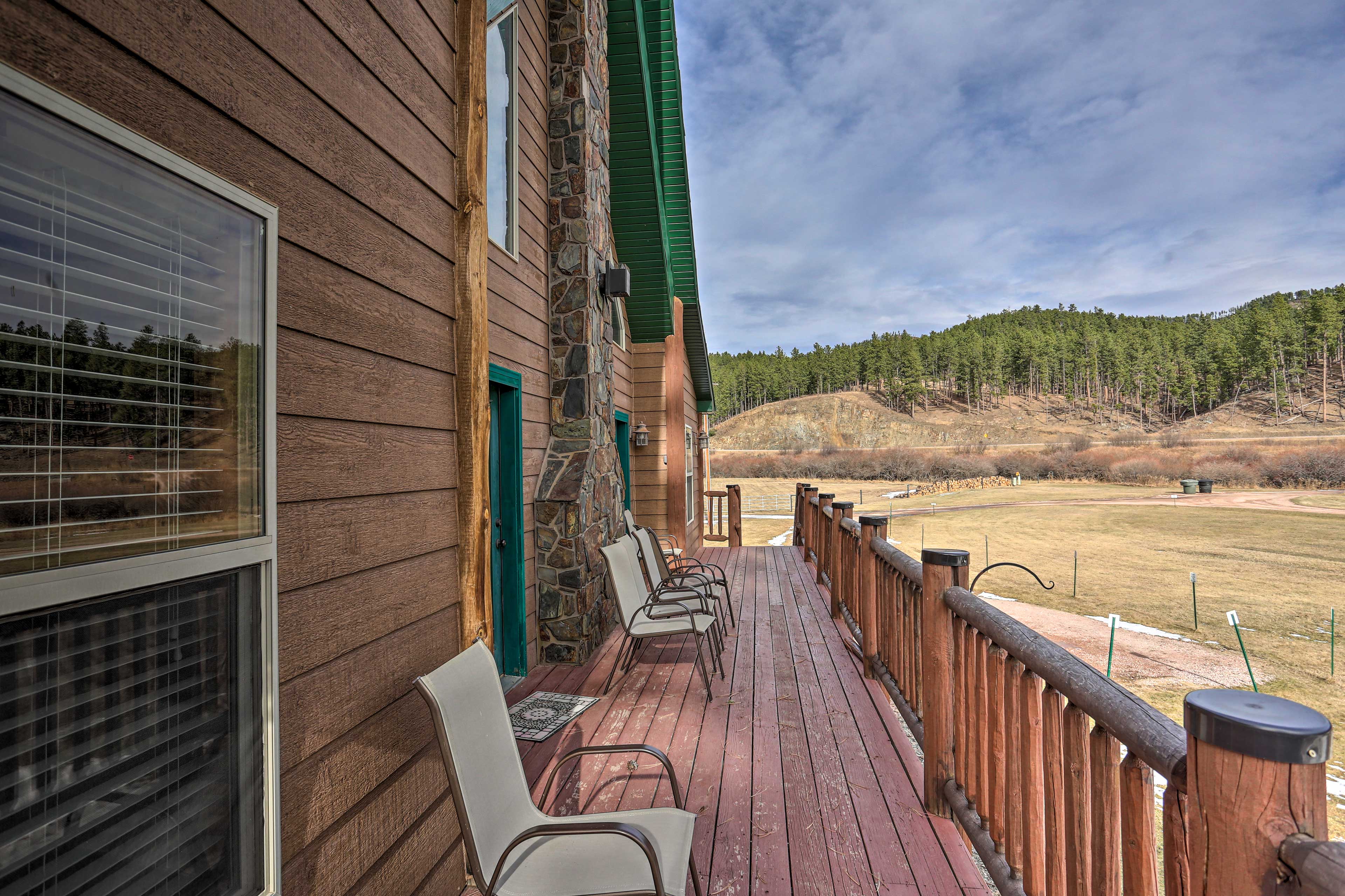 Property Image 2 - Cabin w/ On-Site Trails - 15 Miles to Mt Rushmore!