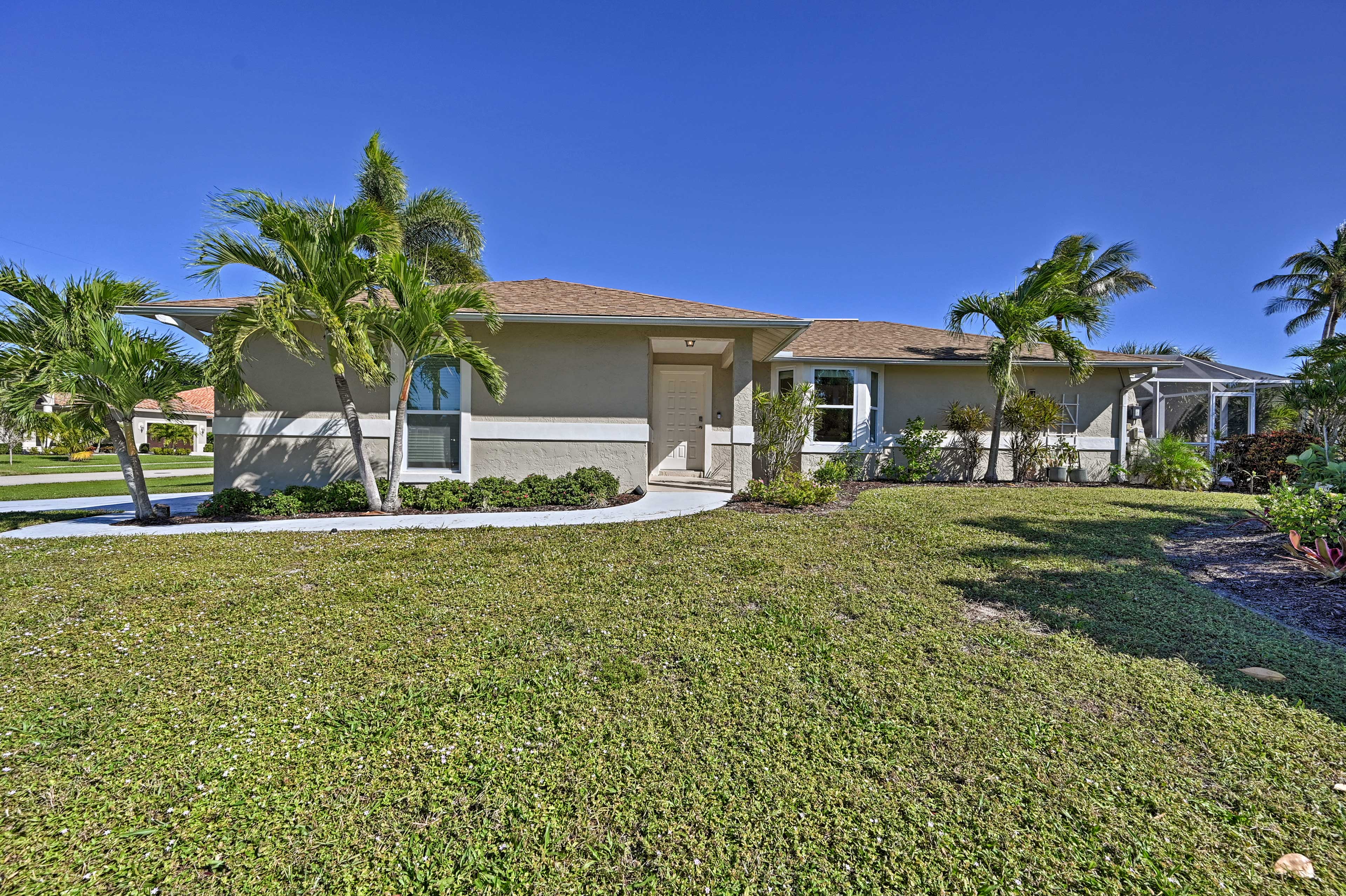Property Image 2 - Sunny Marco Island Oasis < 2 Miles to Beach!