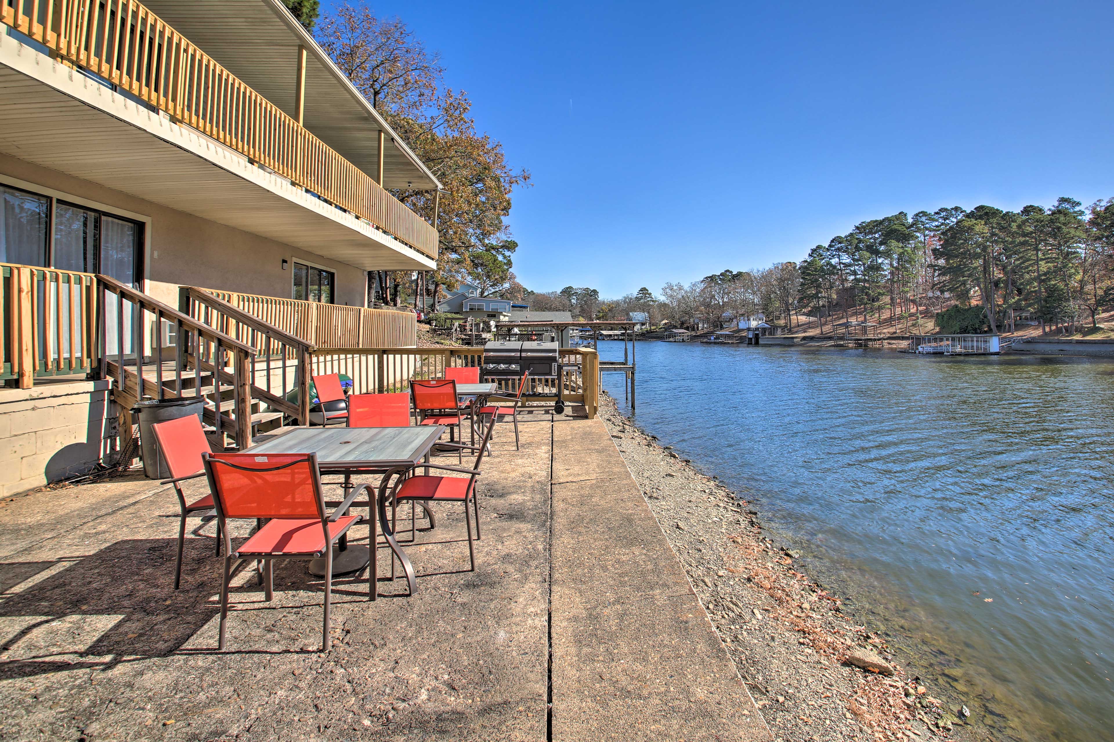 Boater's Condo 5 Mi to Downtown Hot Springs!