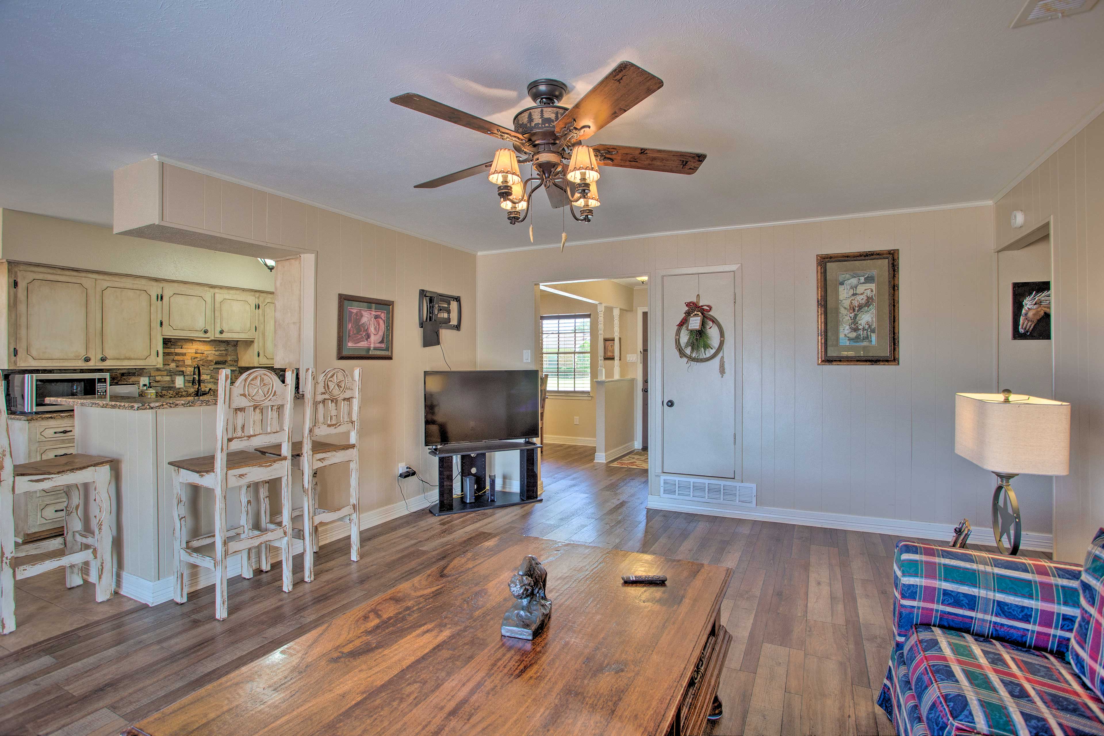 Property Image 2 - Spacious Ranch Home in Historic Waxahachie!