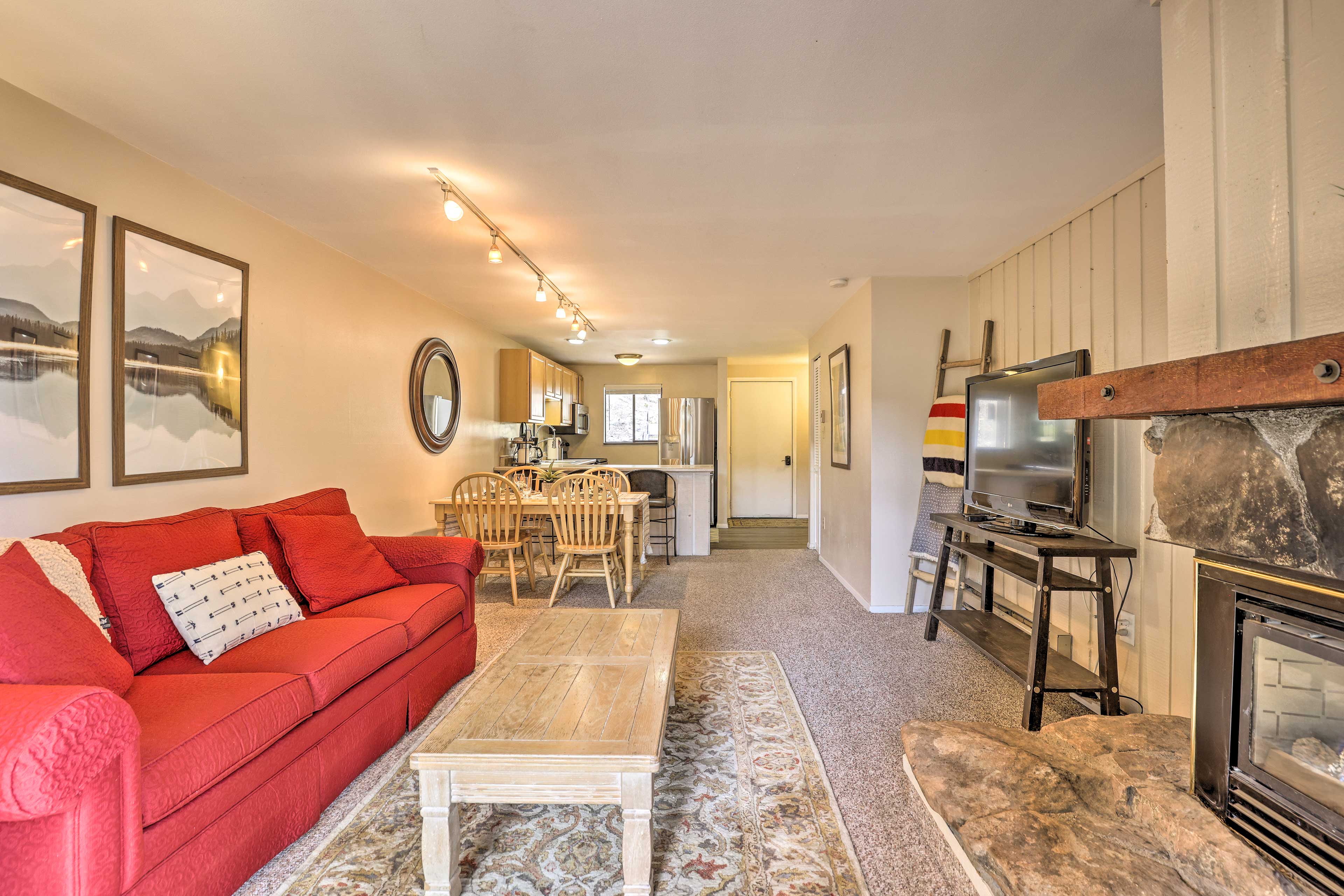 Property Image 2 - Convenient Winter Park Condo w/ Pool and Hot Tubs!
