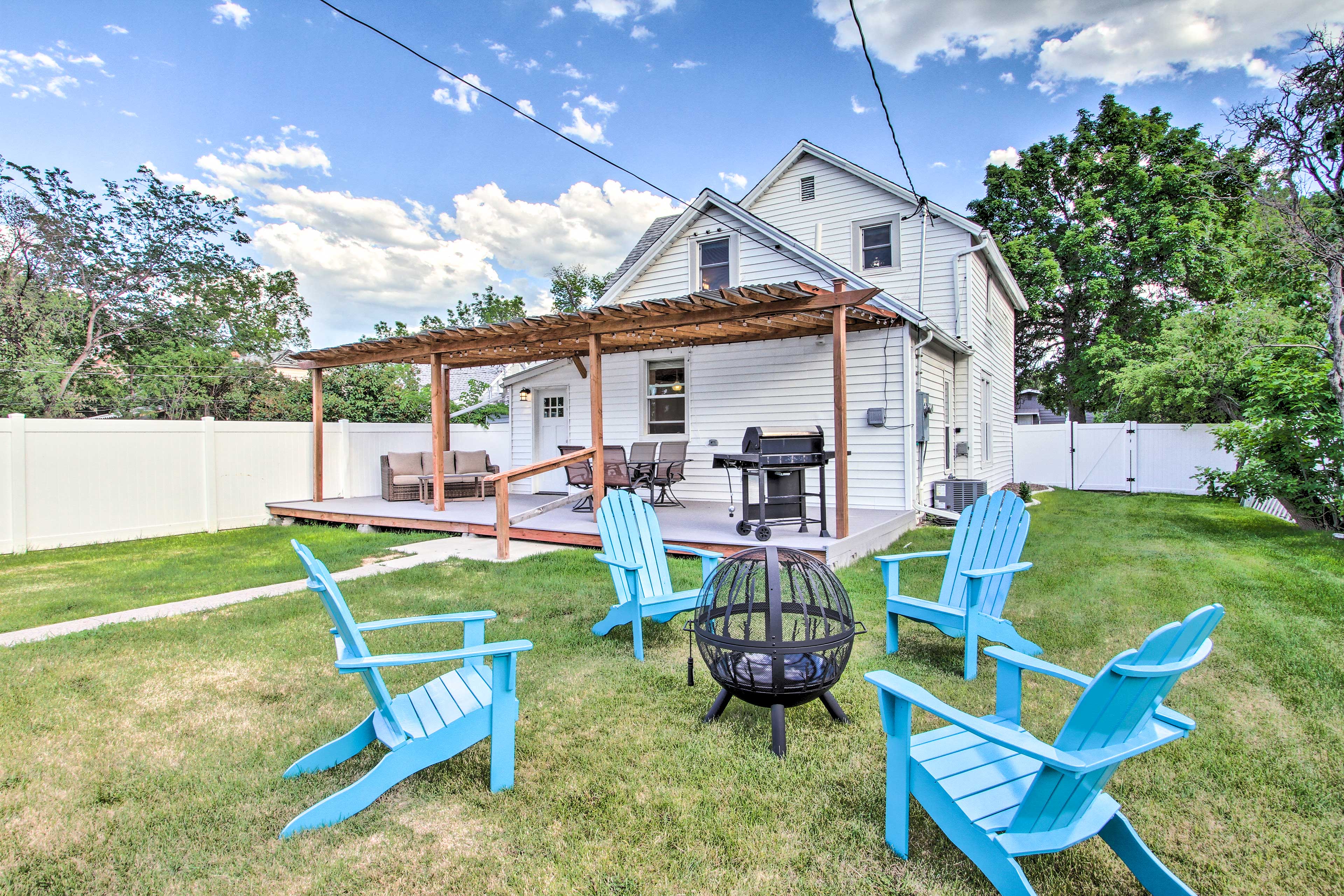 Updated Great Falls Home w/ Fire Pit, Deck & Yard!