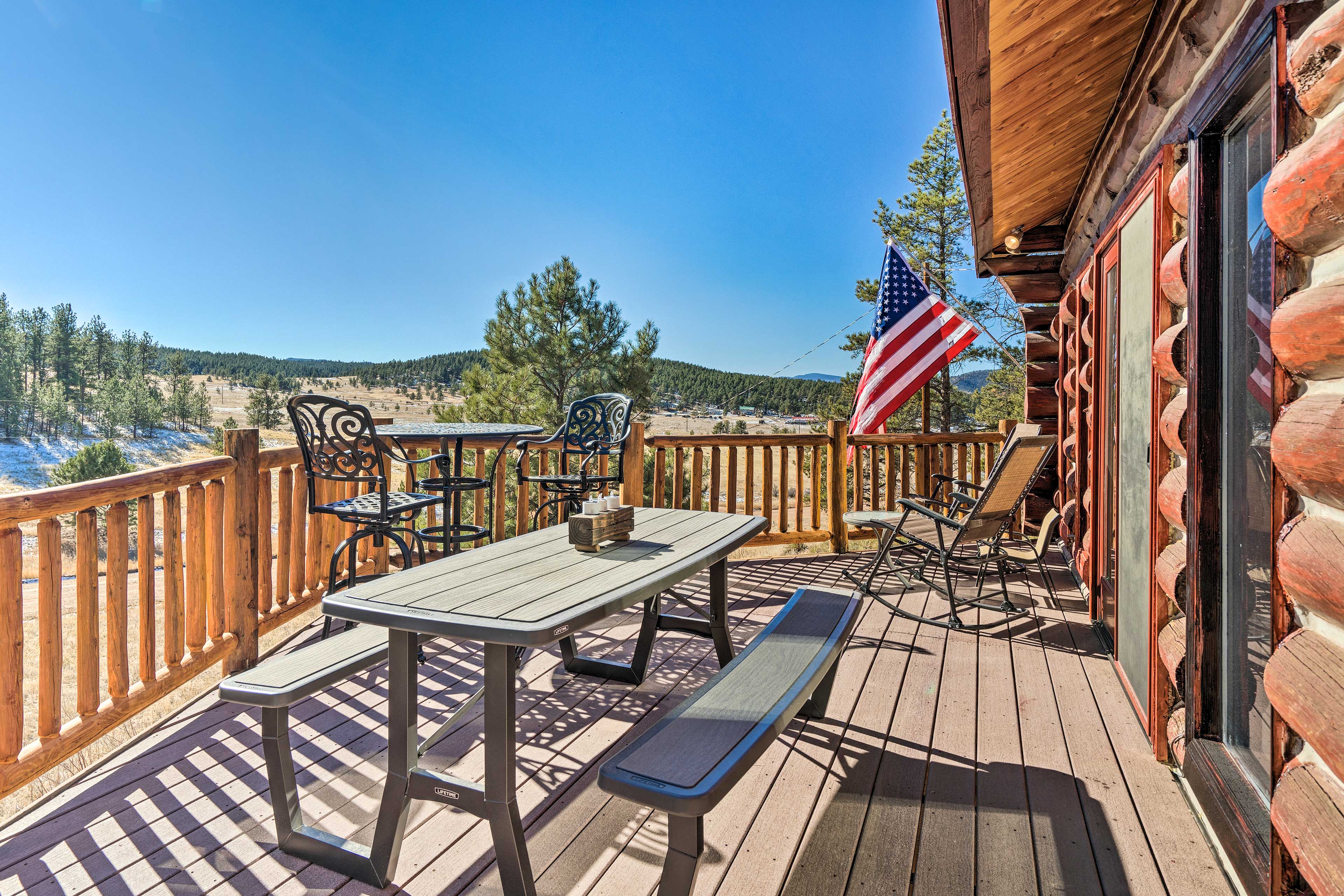 Property Image 1 - Classic Colorado Log Home w/ Mountain Views!