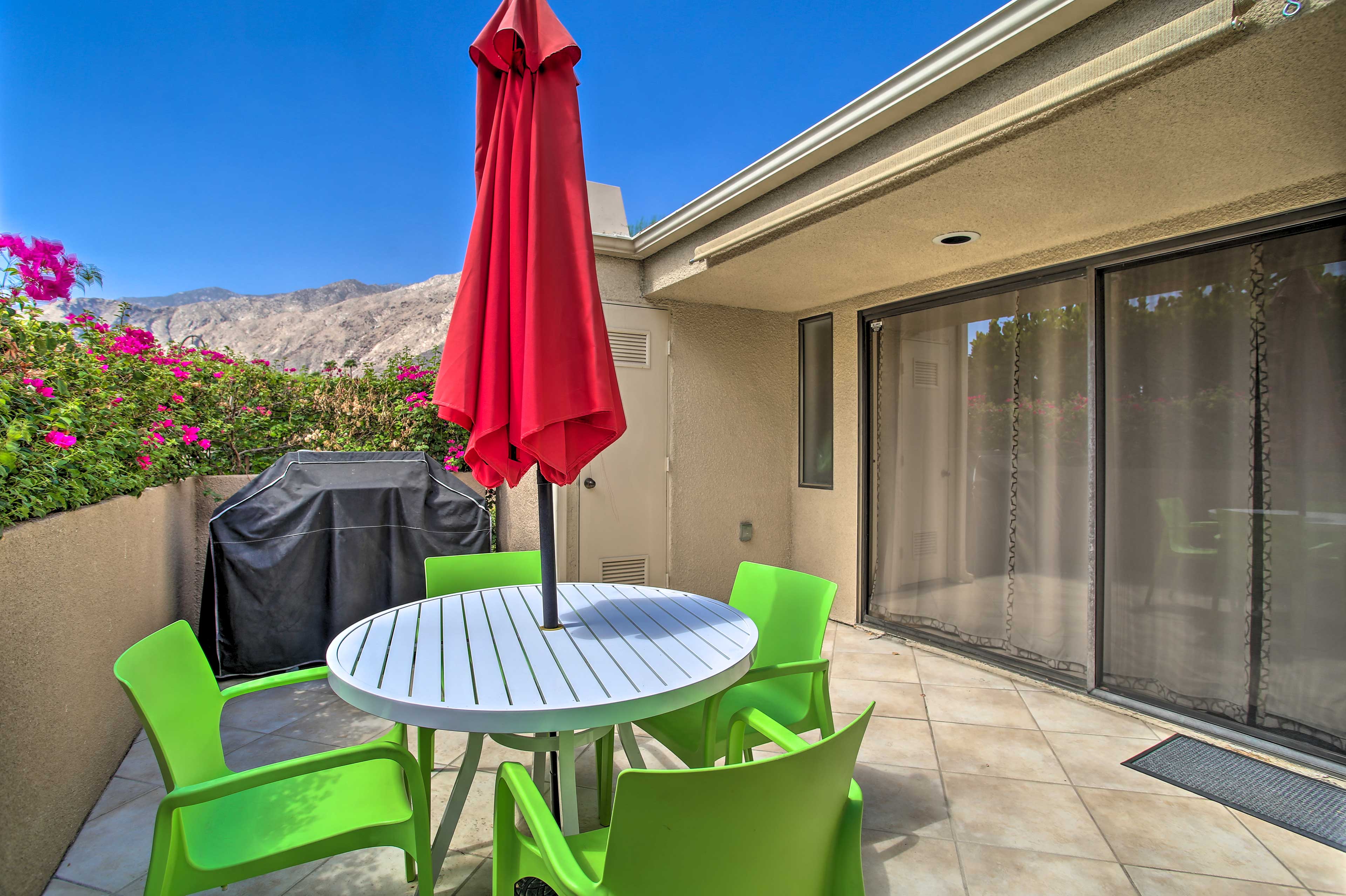 Property Image 1 - Classic-Yet-Modern Abode by Downtown Palm Springs!