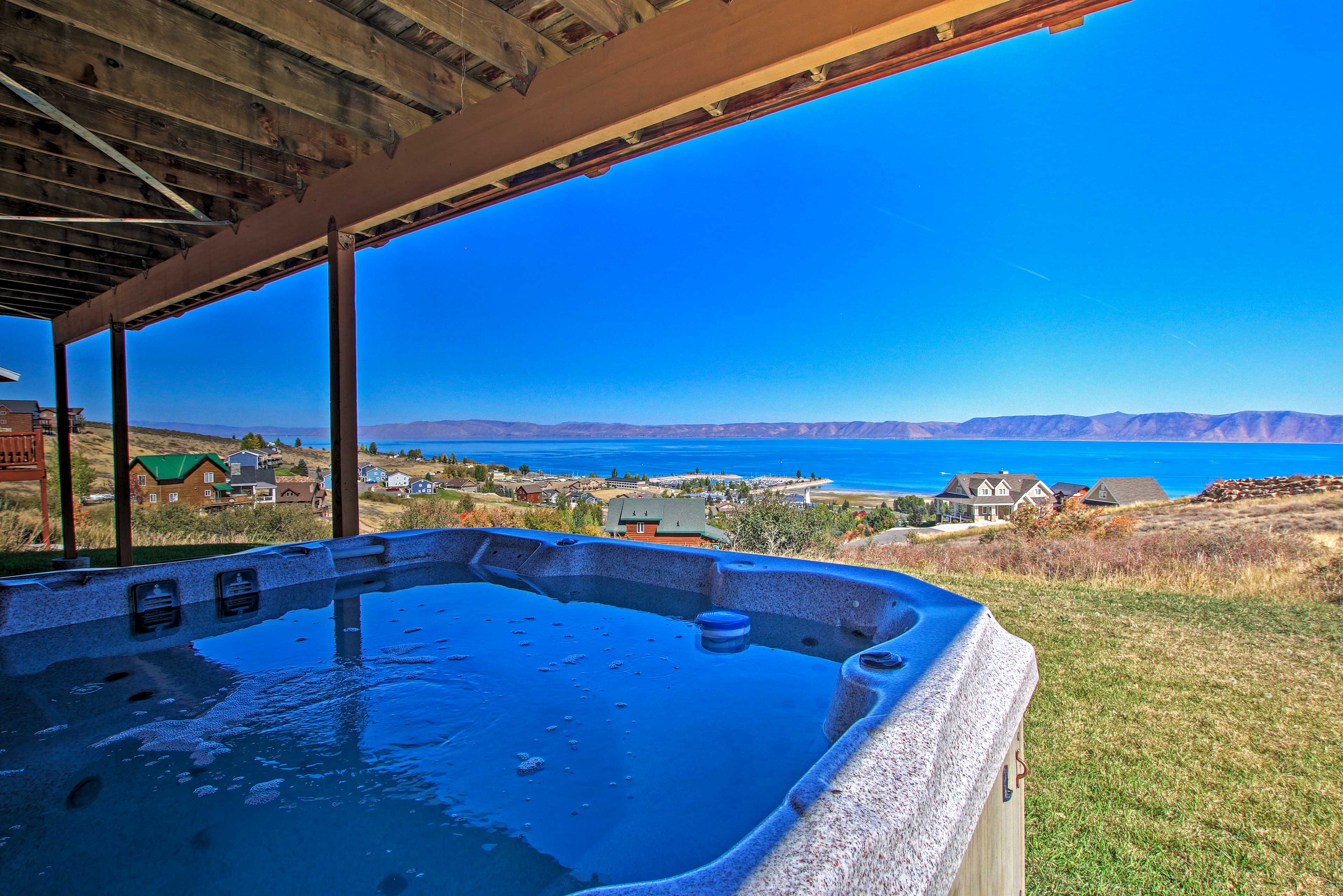 Property Image 1 - Garden City Lake House: Hot Tub & Views!