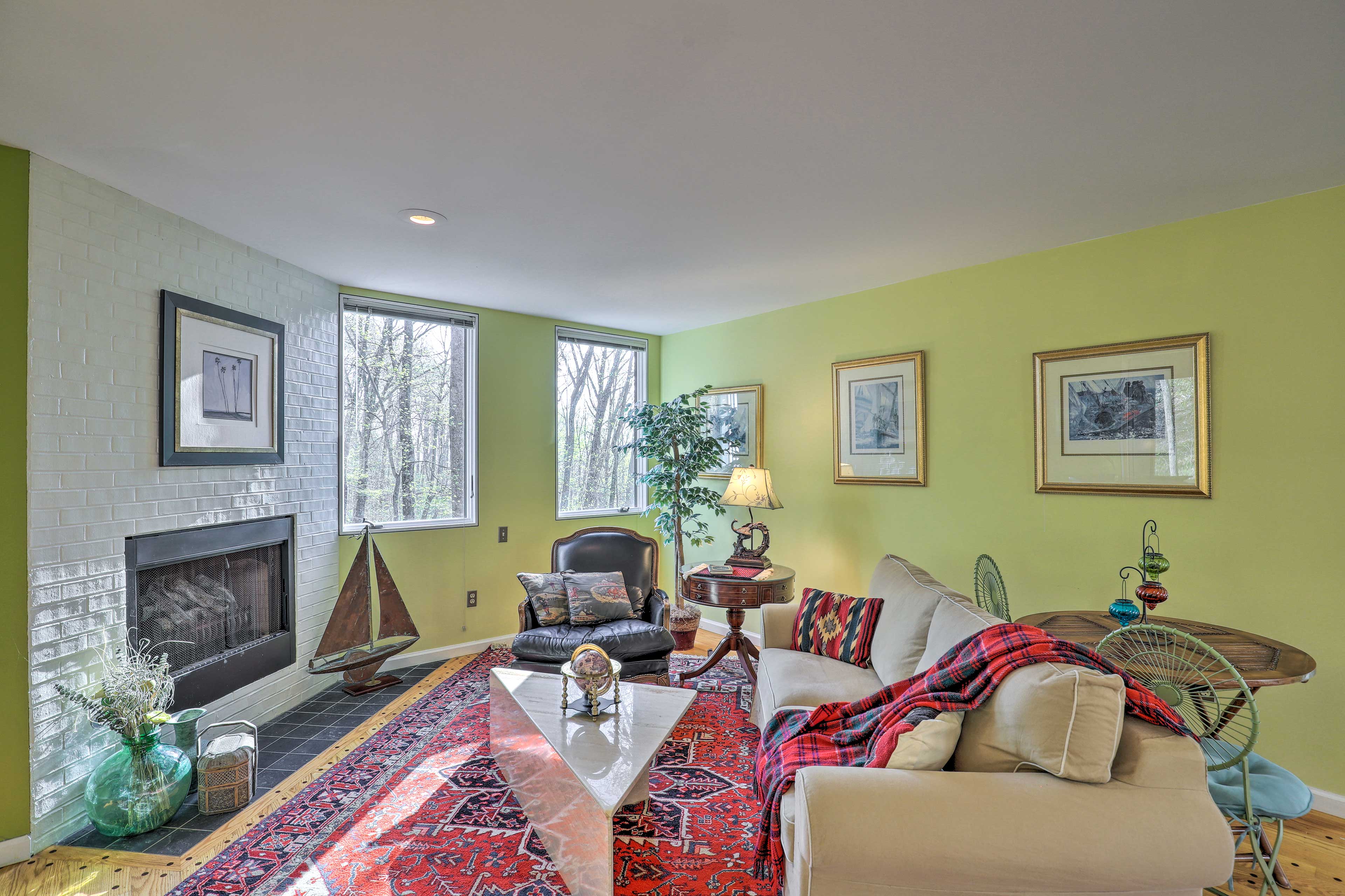 Property Image 2 - NEW! Asheville Carriage House: Hiking, Arts, Music