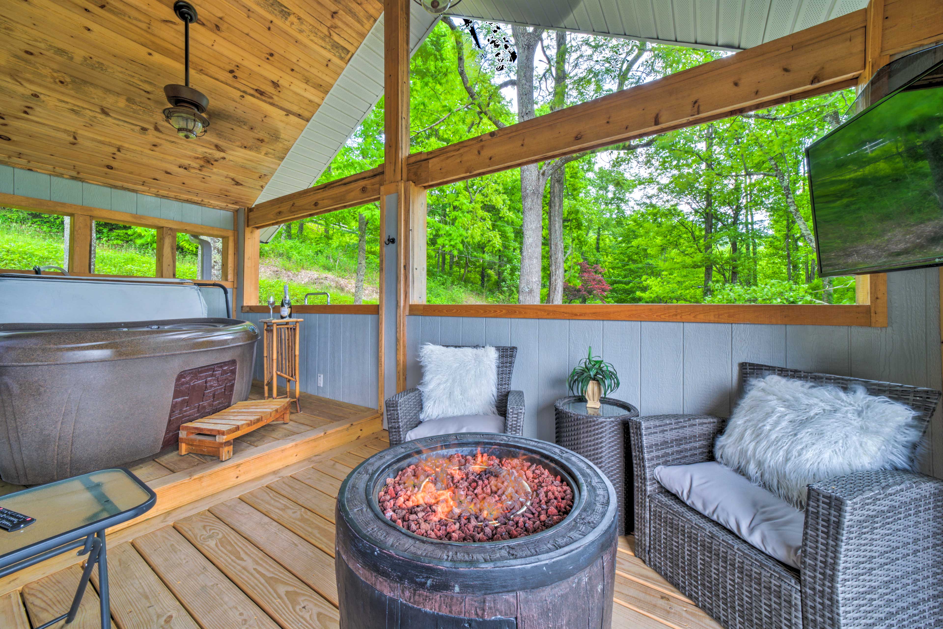 Property Image 2 - NEW! Mtn Treehouse w/ Fire Pit, Breathtaking Views