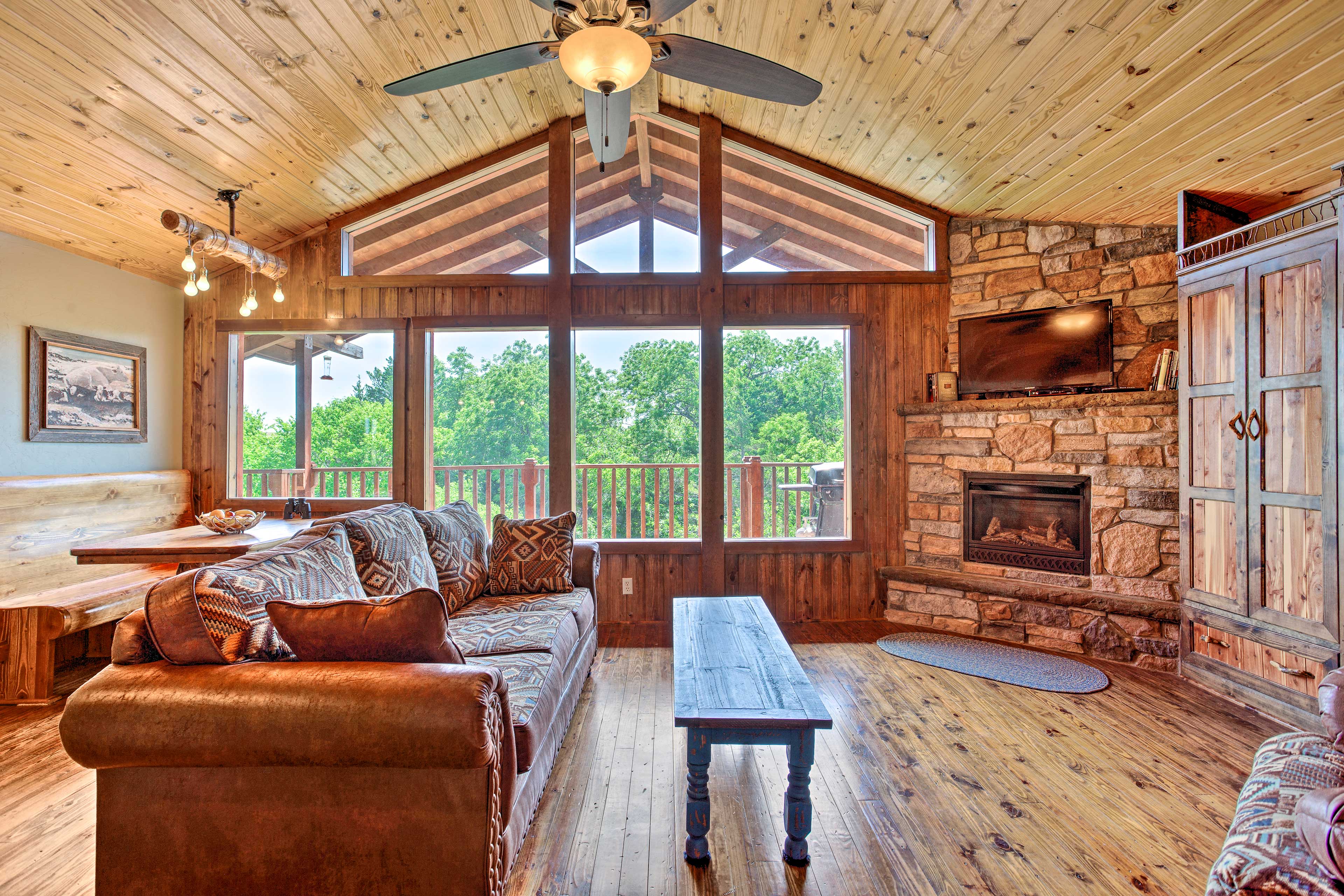 Property Image 1 - Beautiful Country Cabin on Crooked Creek Farm!