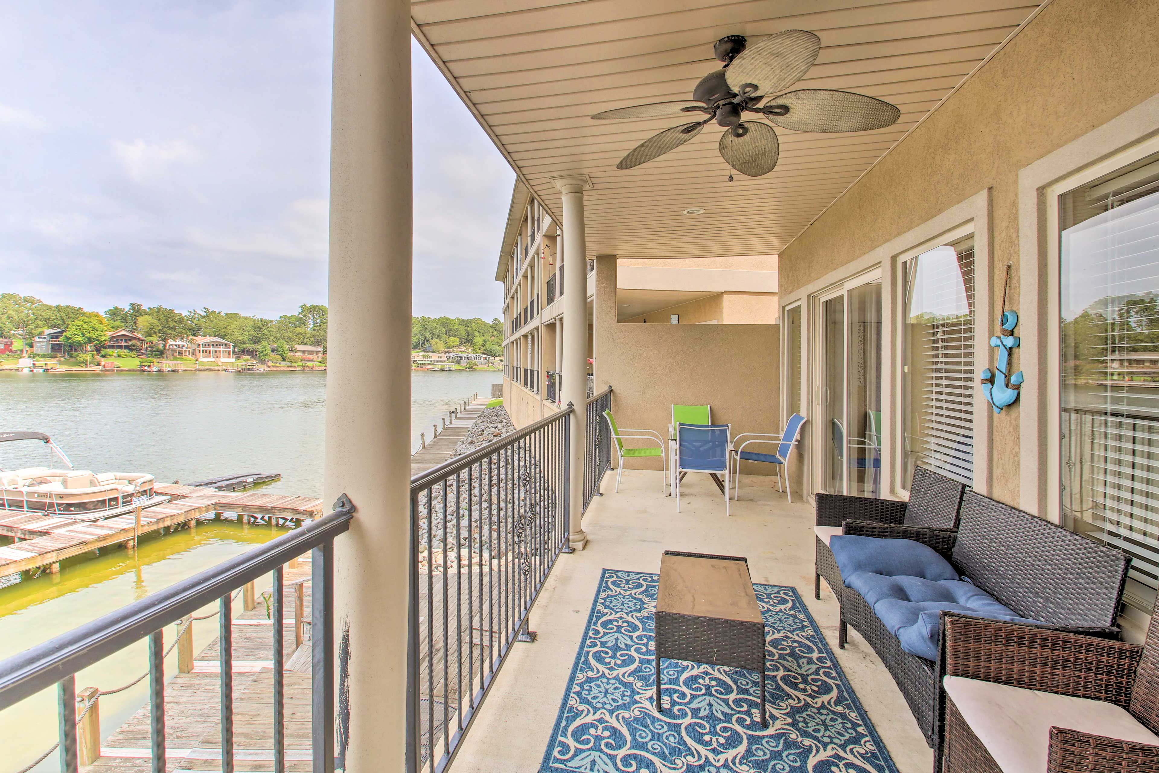 Property Image 1 - Lakefront Hot Springs Condo w/ Balcony + Boat Slip