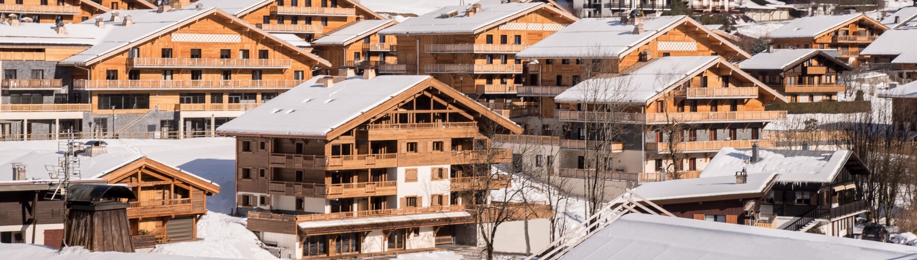 Property Image 1 - Spacious 5* apartment SKI IN and OUT - Spa and Indoor Pool- 3 bedrooms