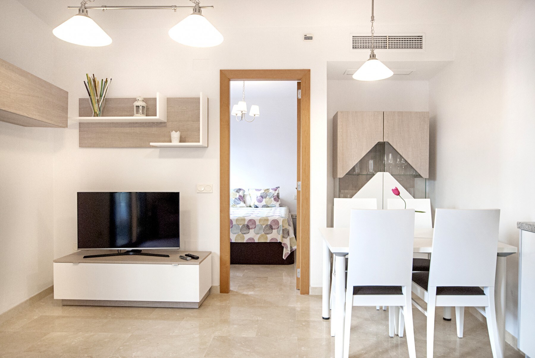 Enjoy the living room of this apartment in Fuengirola