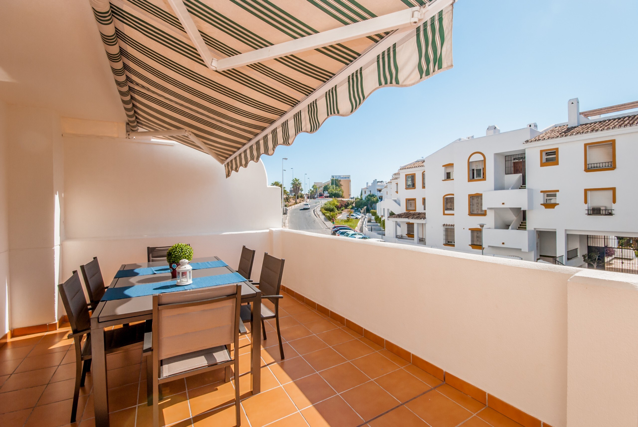 Enjoy the terrace of this apartment in Benalmádena (Torrequebrada)