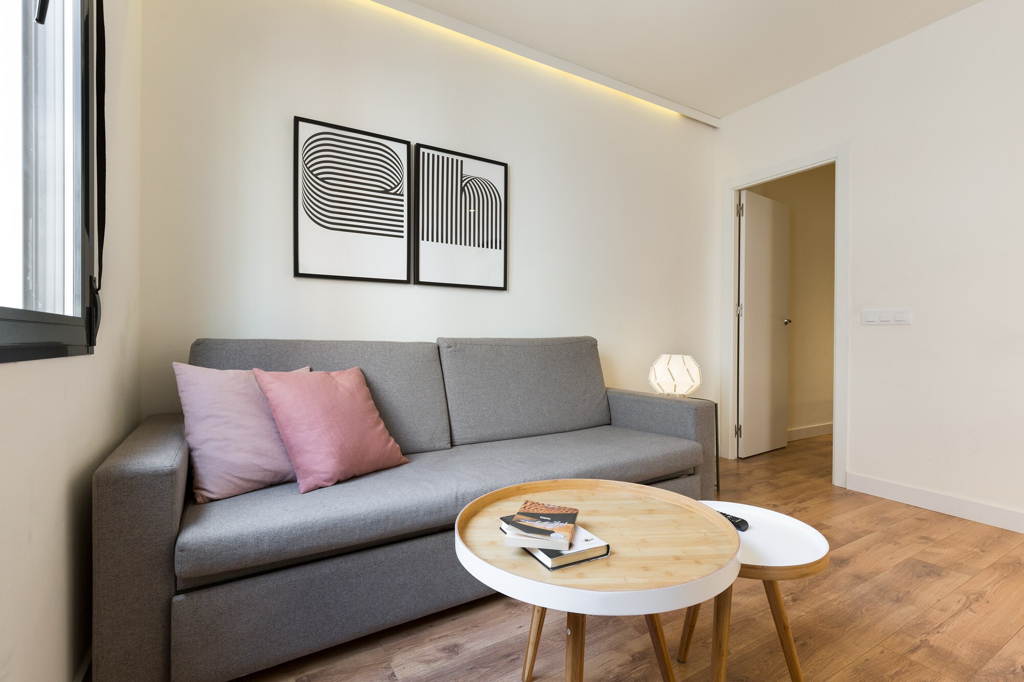 Property Image 1 - Elegant Simple Apartment with Quiet Balcony