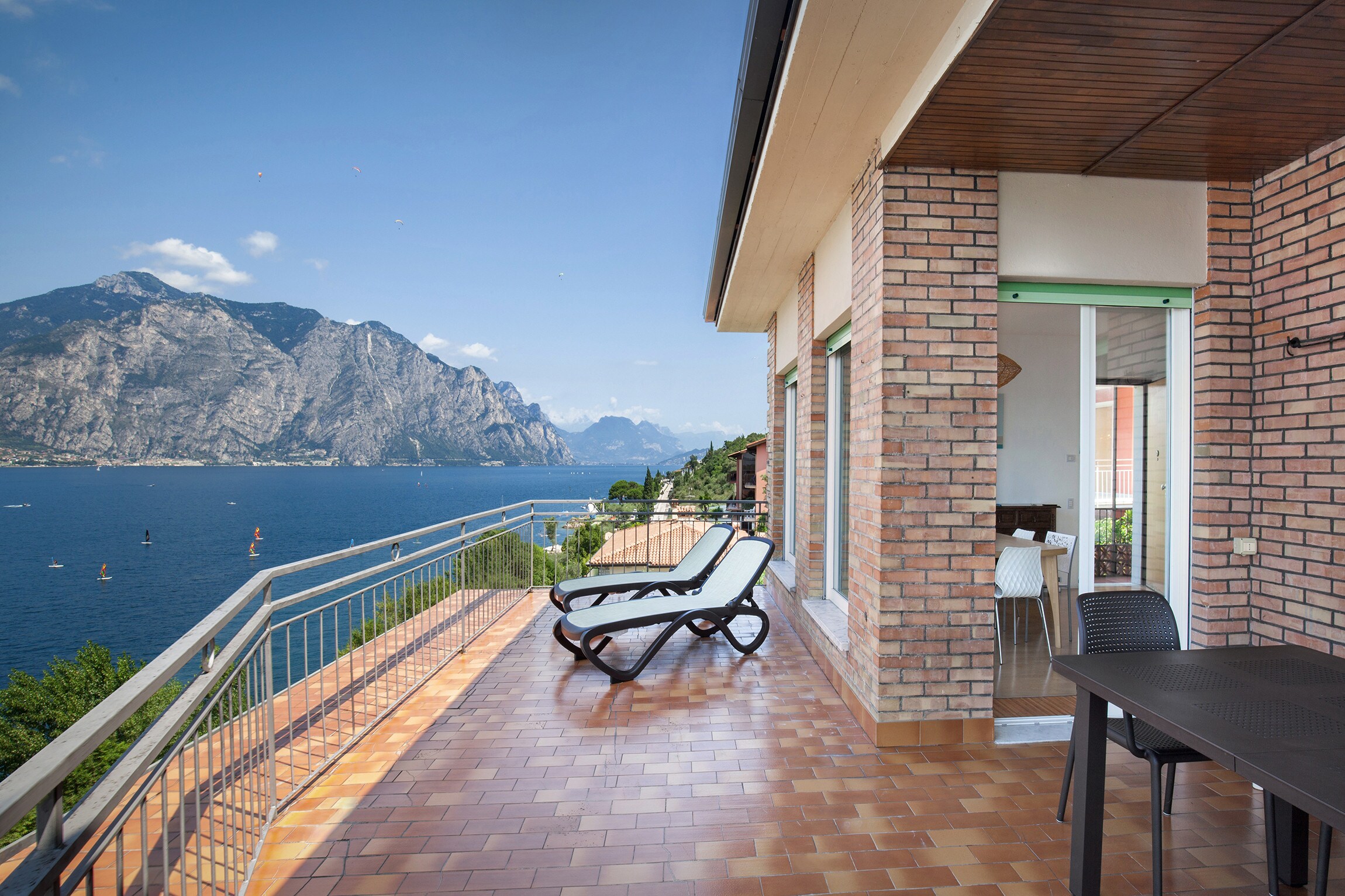 Property Image 1 - Charming Apartment with Large Terrace with Lake View