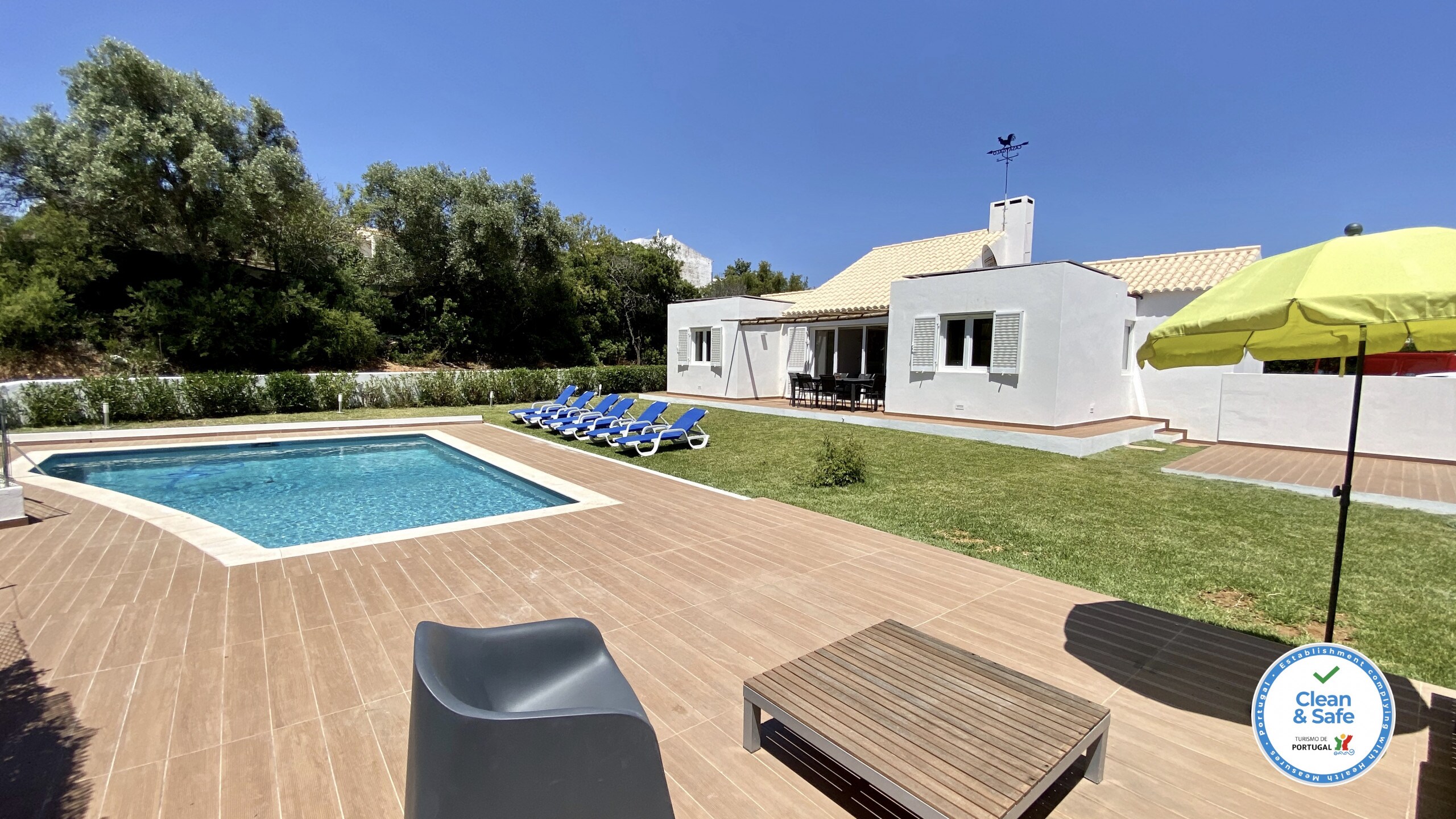 Property Image 2 - Spectacular Modern Villa with Private Sparkling Pool
