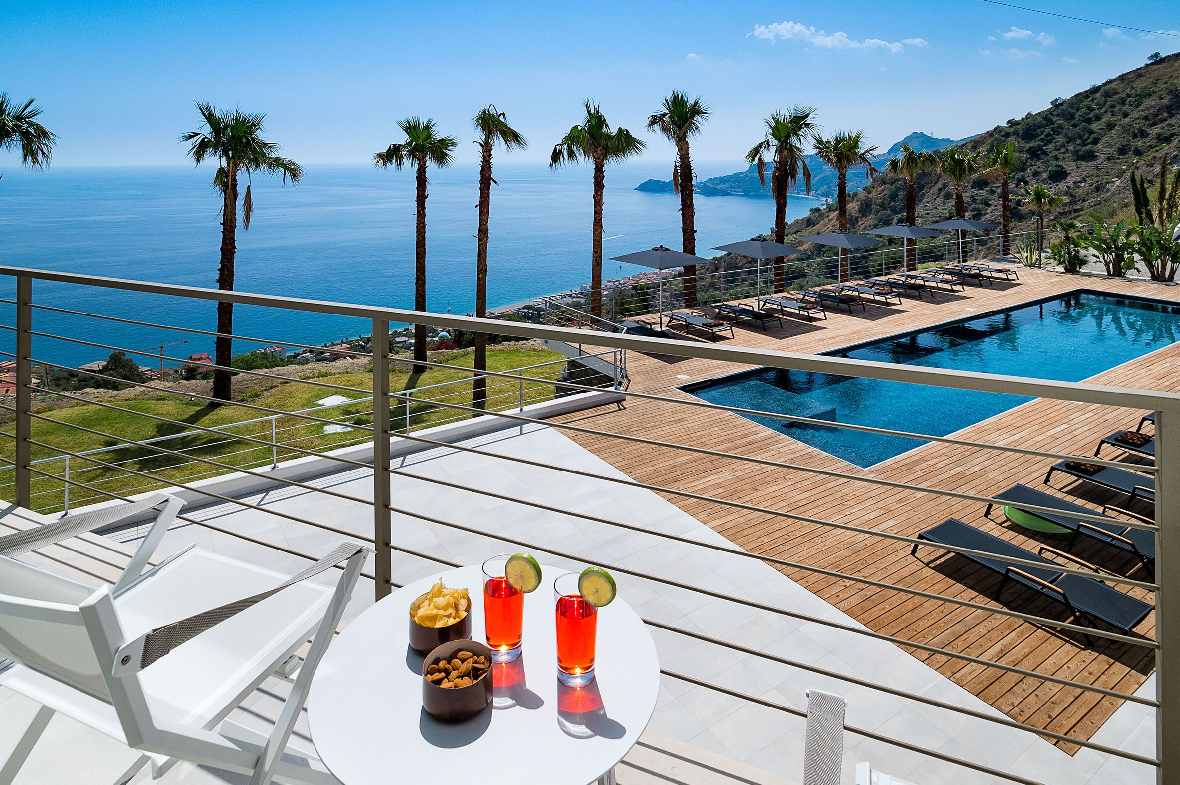 Property Image 1 - Upscale Villa with Breathtaking Vews of Taormina’s Bay
