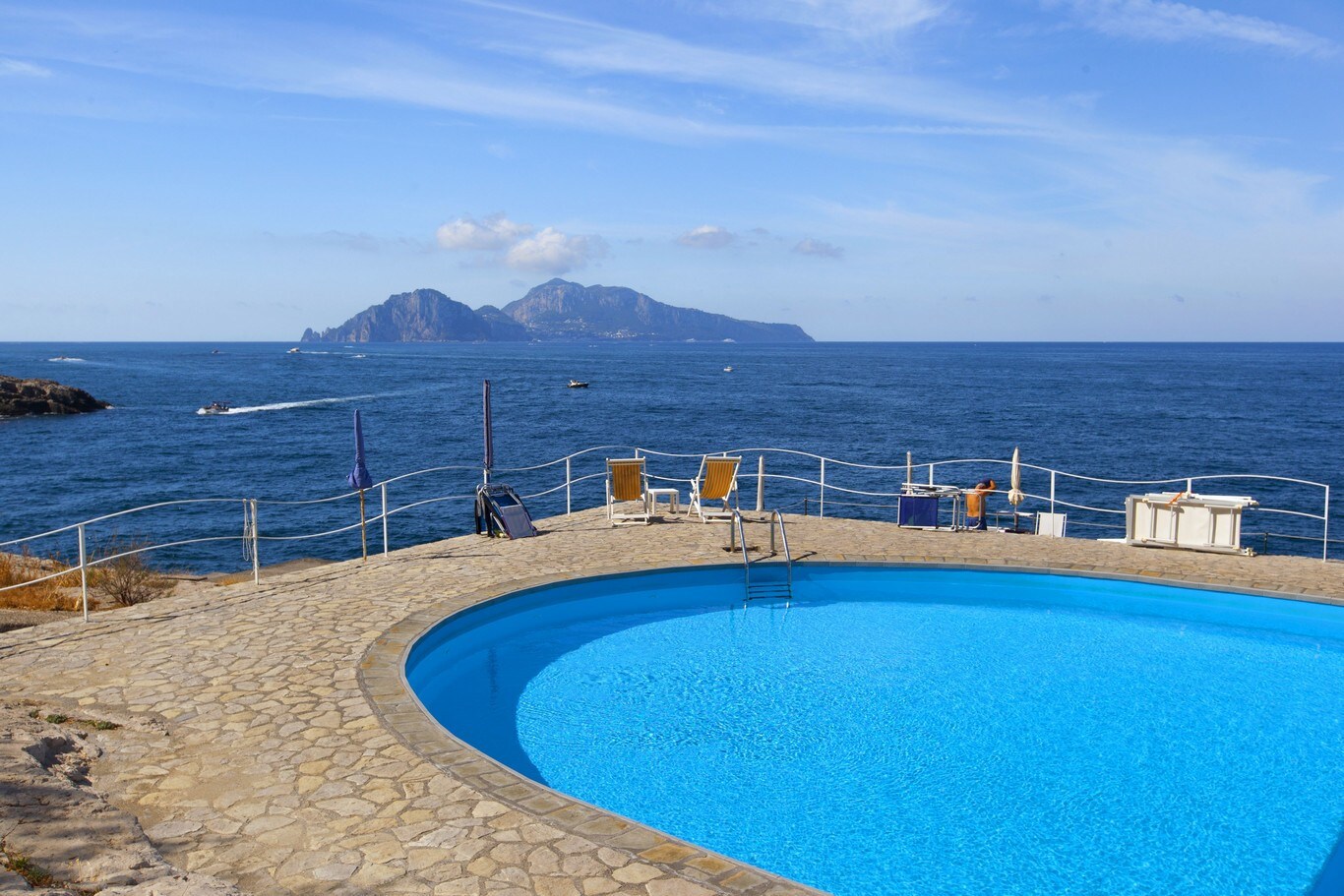 Property Image 1 - Stunning Villa with Capri Views