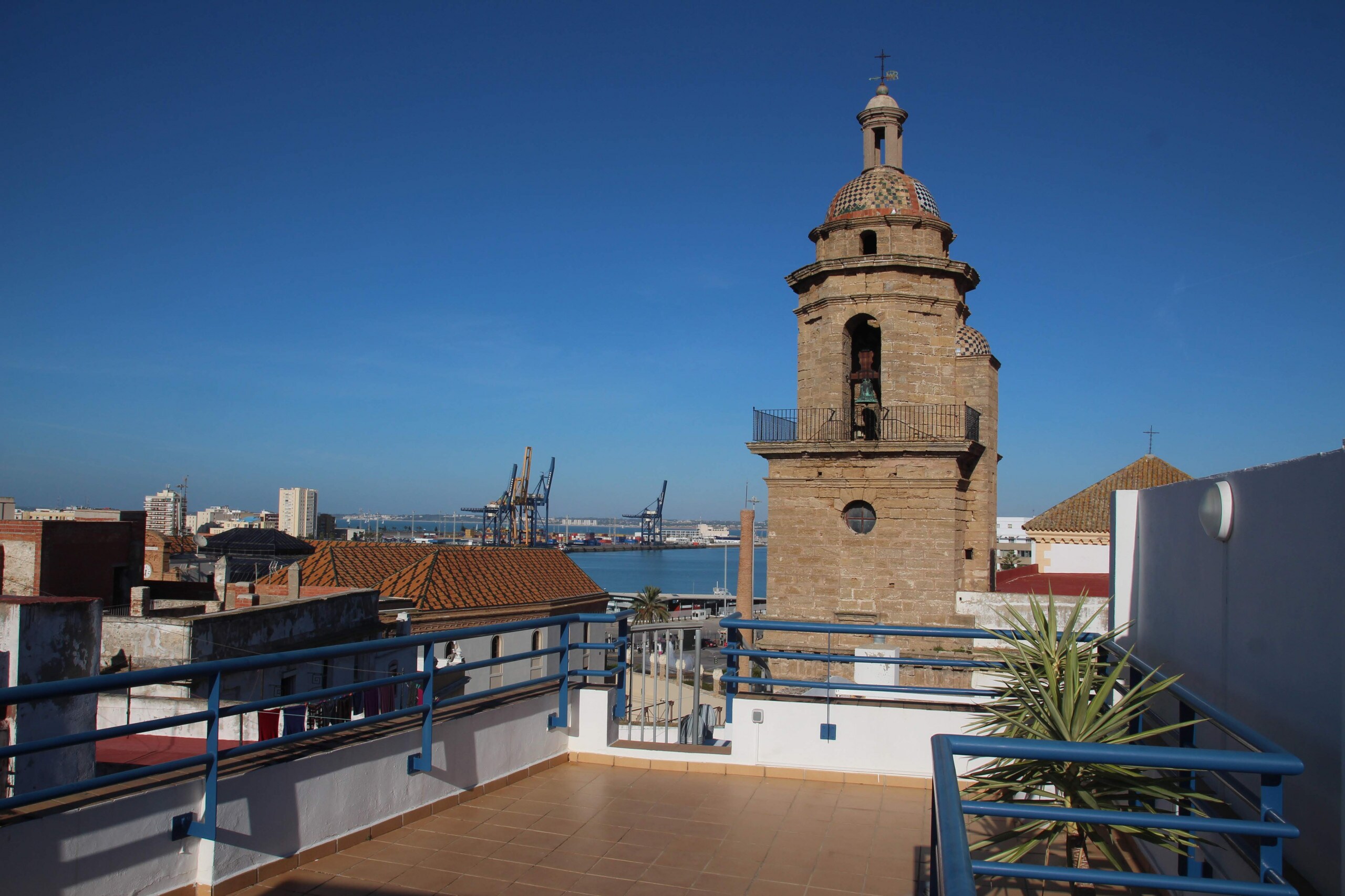 Property Image 1 - Bright Elegant Apartment with a Wonderful View of Cádiz