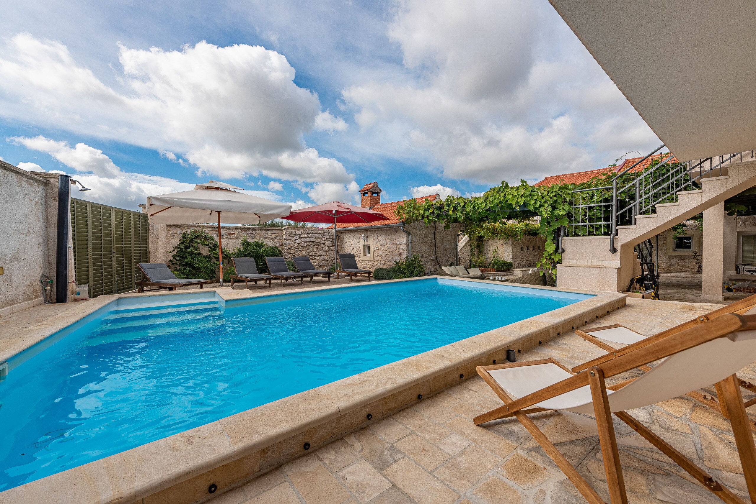 Property Image 1 - Delightful Pet Friendly Villa with Sunny Plunge Pool