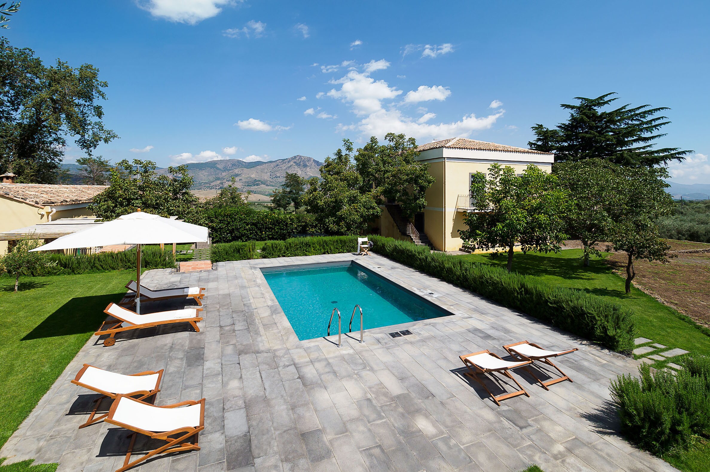 Property Image 2 - Panoramic Luxury Villa with Private Pool