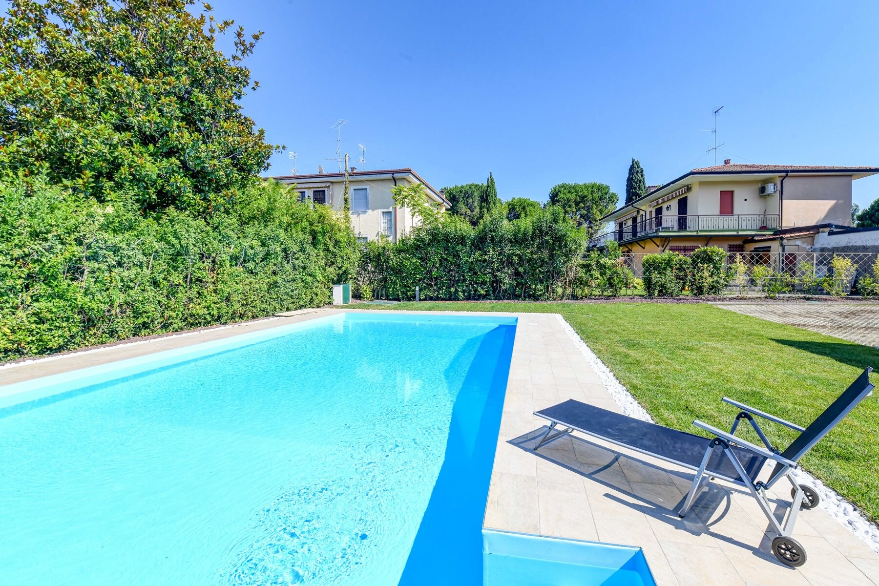 Property Image 2 - Beautiful Villa with private pool in Manerba del Garda