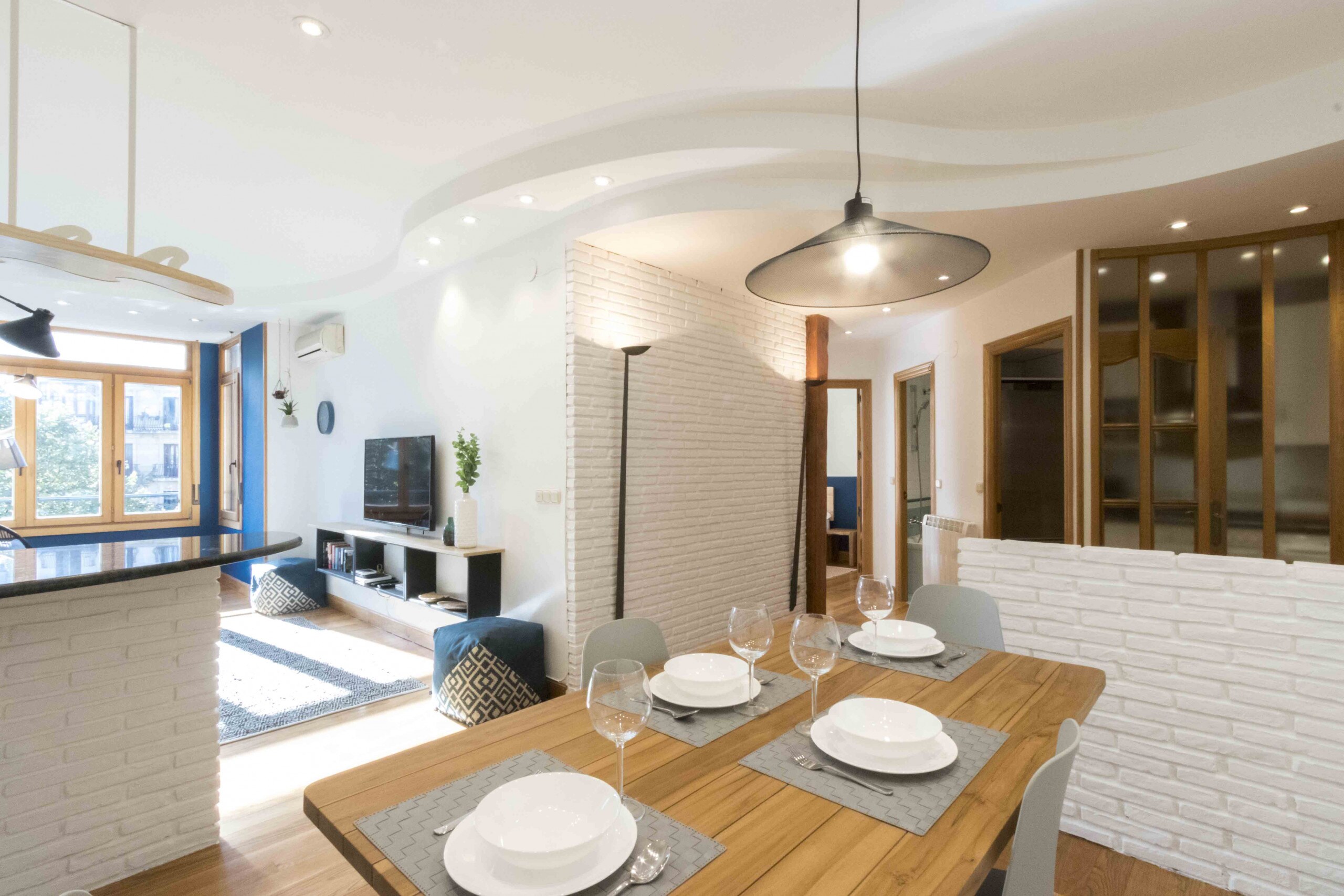 Property Image 1 - Two Bedrooms Apartment just by Plaza Easo