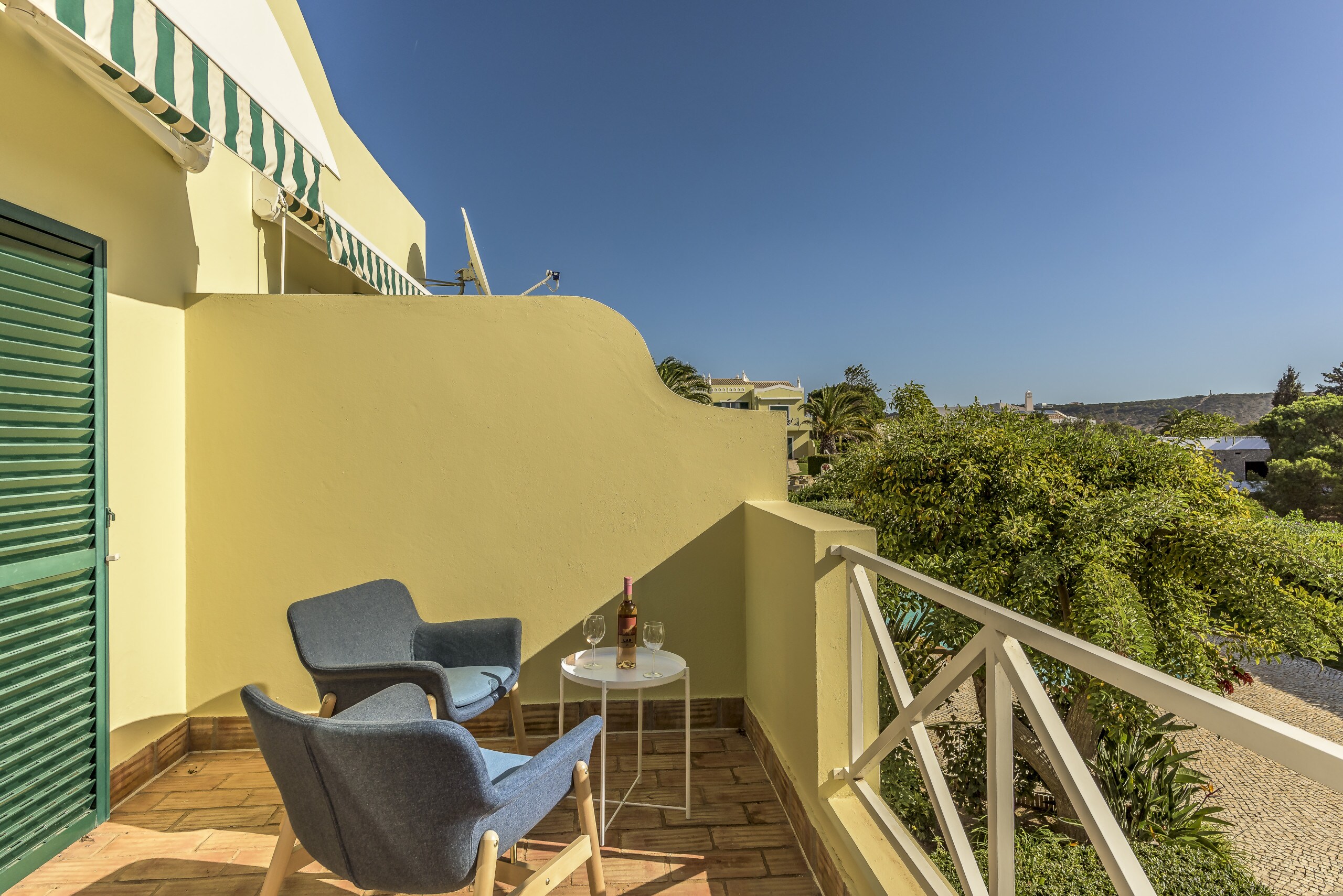 Property Image 2 - Amazing Sunny Apartment with Pool near Praia da Luz