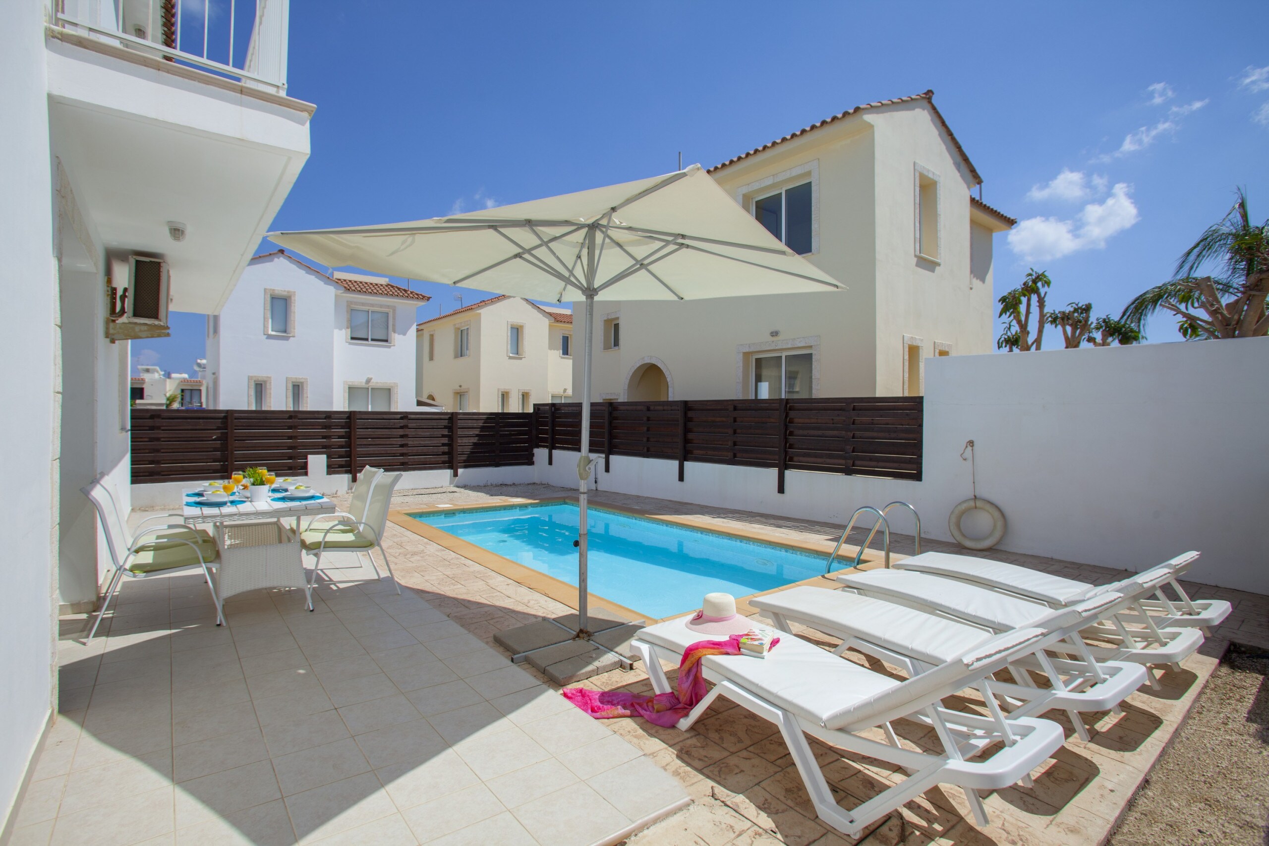 Property Image 1 - Lively Holiday Home in Pernera with Pool near the Beach