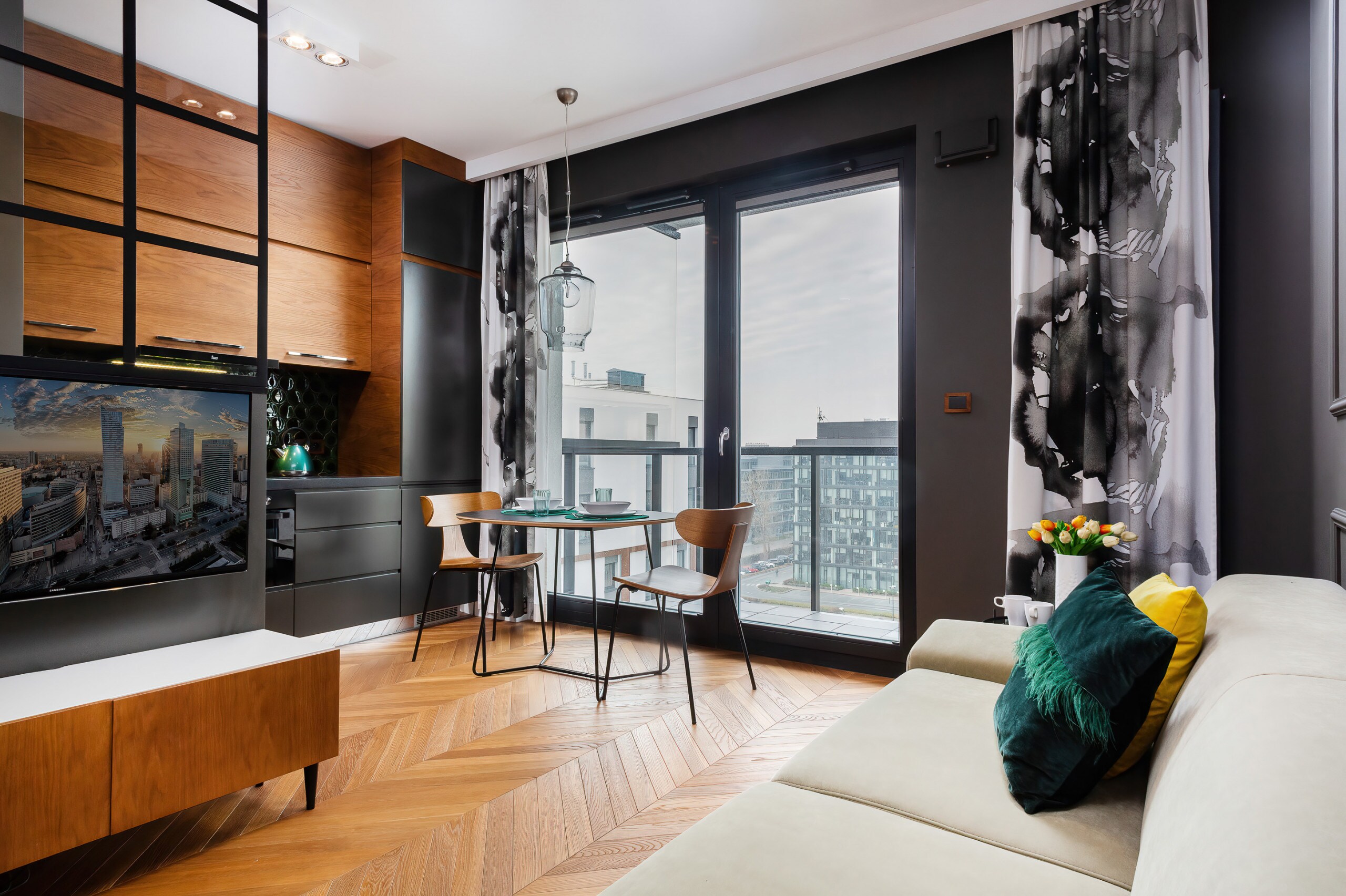Property Image 1 - Gorgeous Equipped Flat in Warsaw Business District