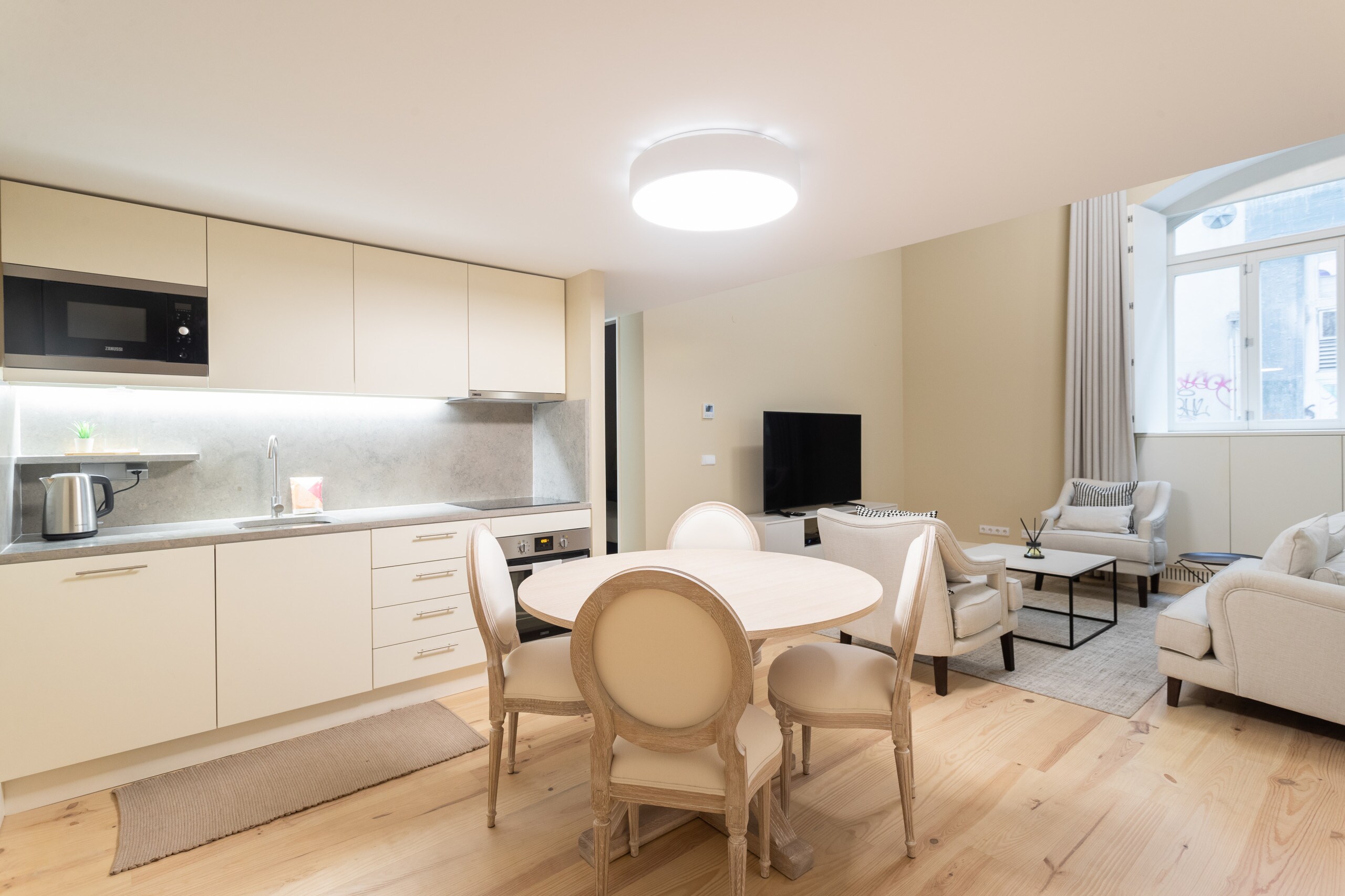 Property Image 2 - Beautifully Designed Apartment in the Heart of Lisbon