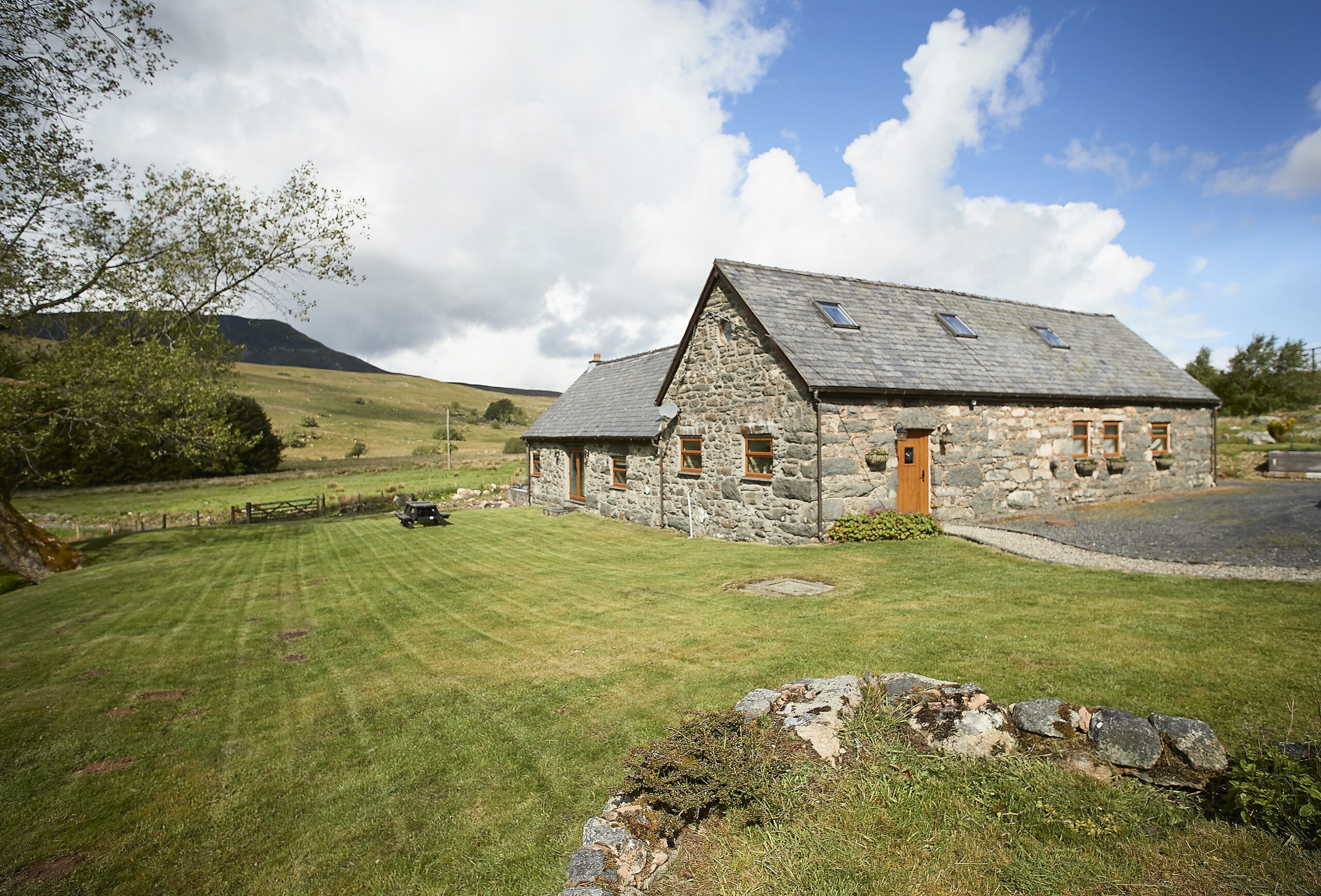 Property Image 1 - Incredible Tranquil Cottage with Breathtaking Views