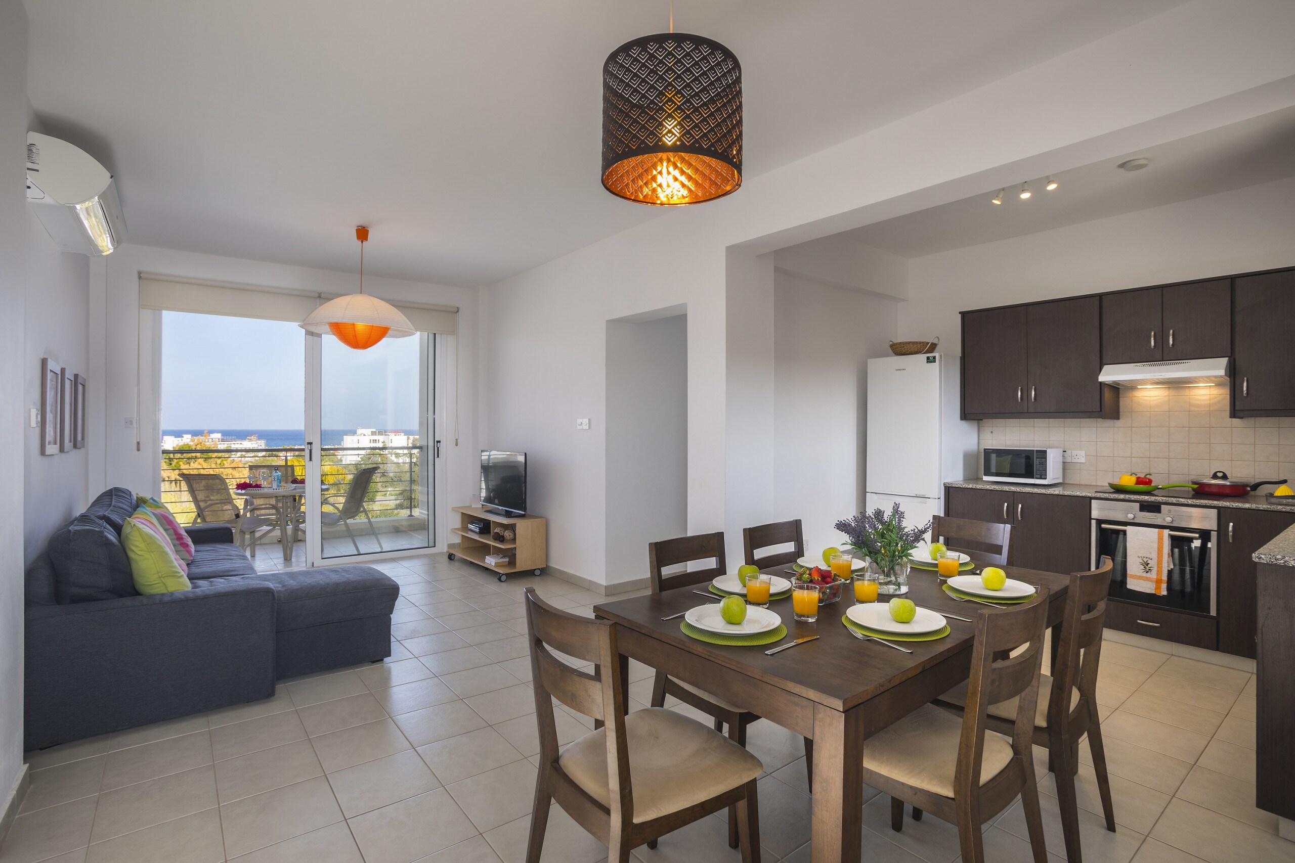 Property Image 1 - Comfortable Cozy Flat with Epic Views over Larnaca Bay