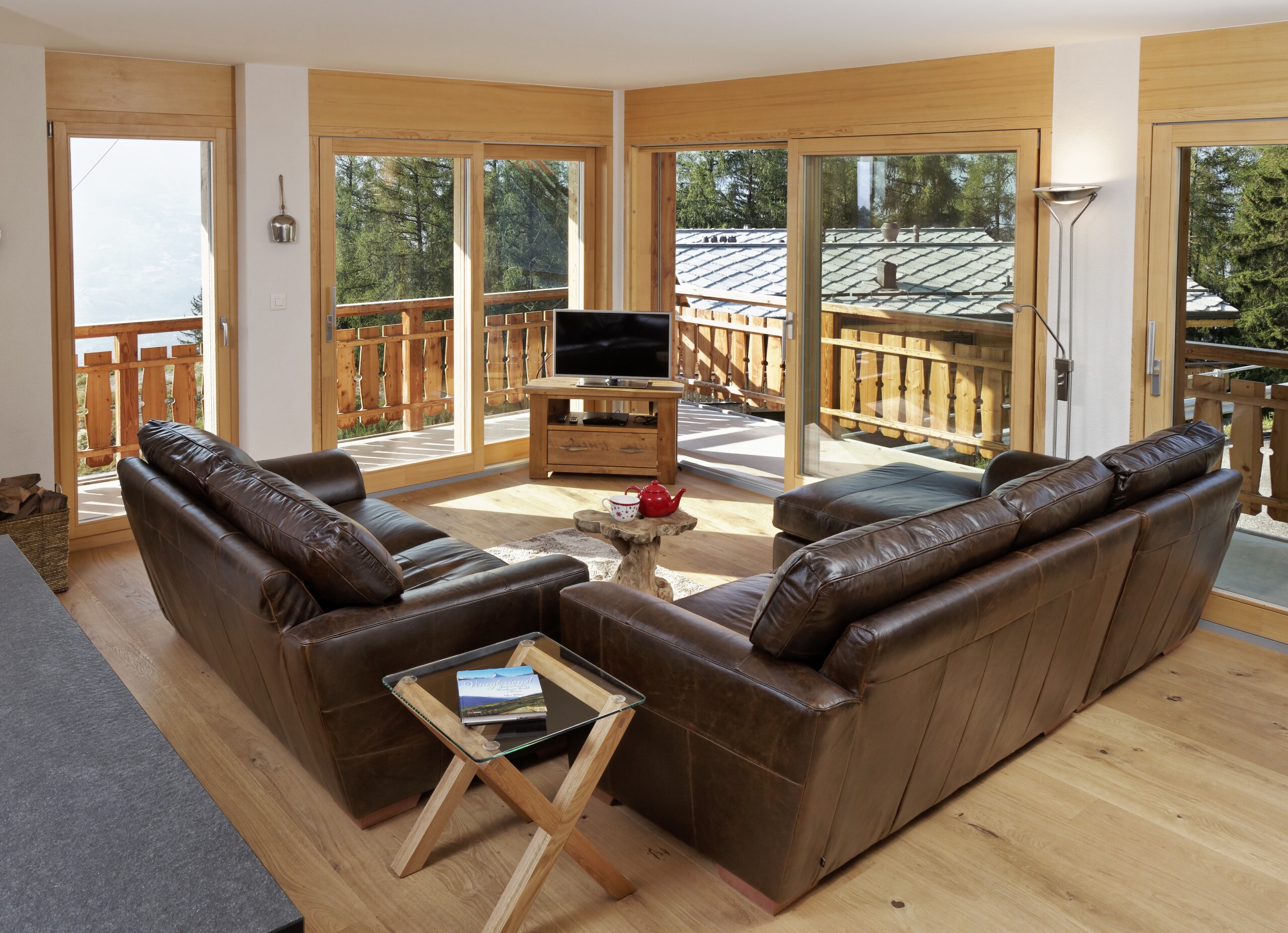 Property Image 1 - Cozy Chalet-style Home with Magnificent Mountain views