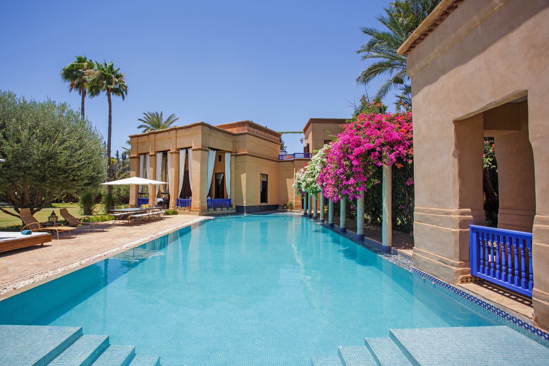 Property Image 1 - Romantic Designer Villa with Superb Pool and Terraces