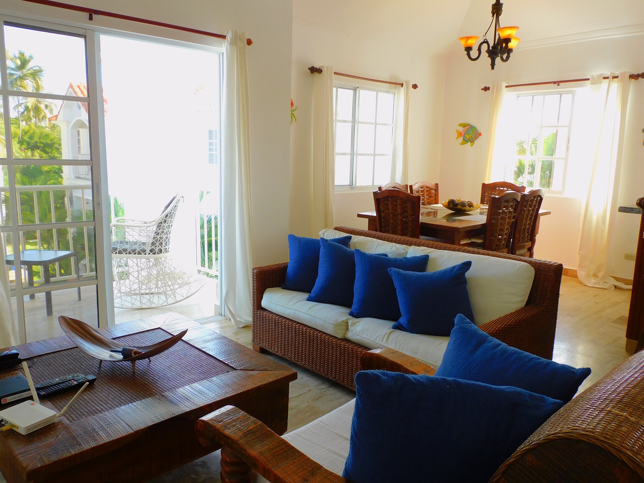 Property Image 2 - PENTHOUSE WITH PRIVATE ROOF WALKIN DISTANCE TO LOS CORALES BEACH