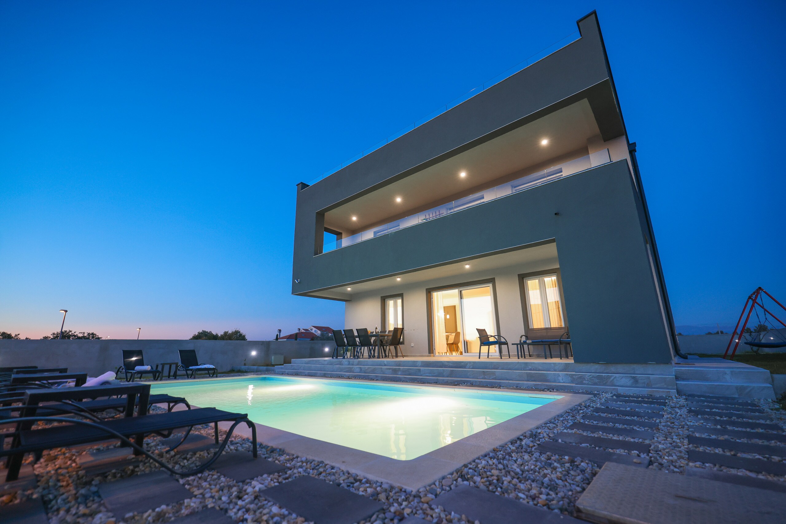 Property Image 2 - Contemporary Spacious Villa with Stunning Mountain View