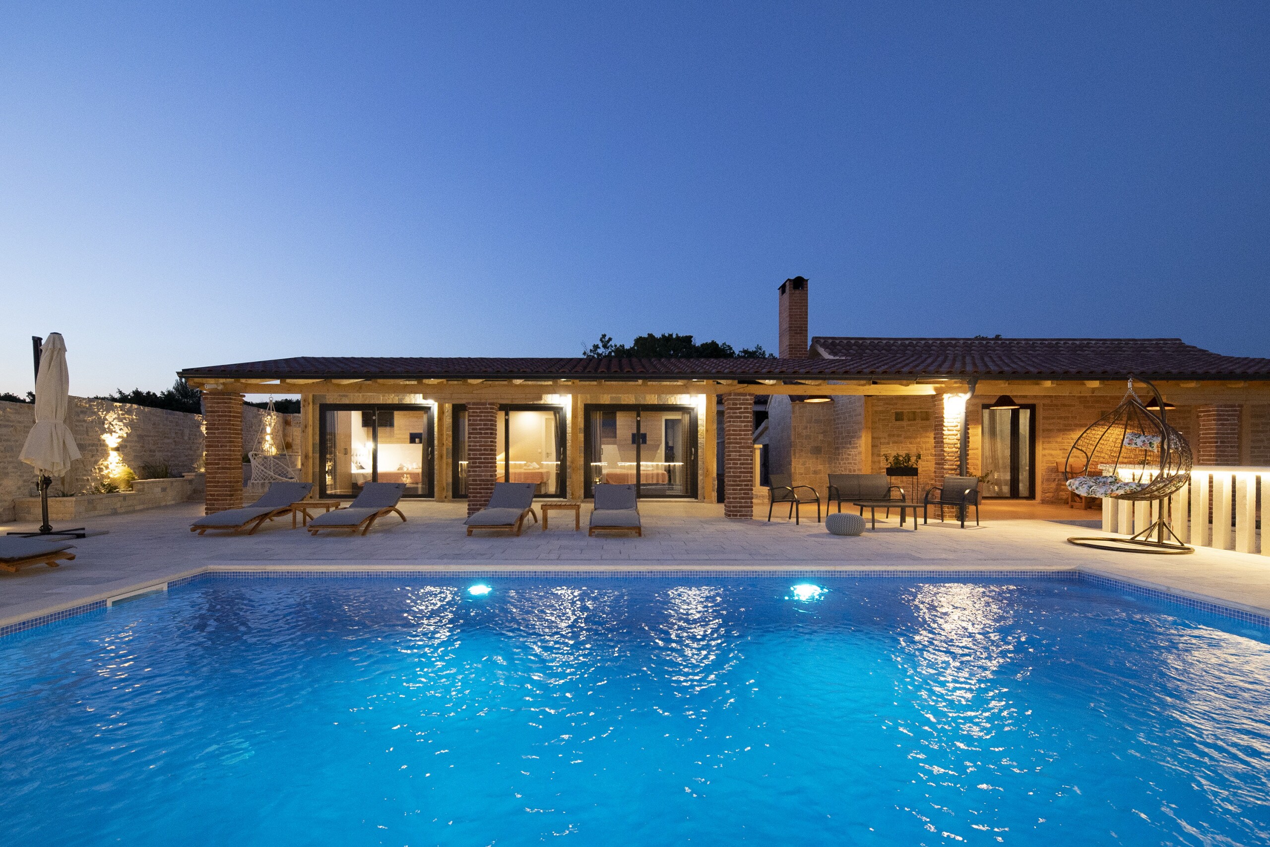 Property Image 2 - Ultimate Serene Hilltop Villa with Private Pool