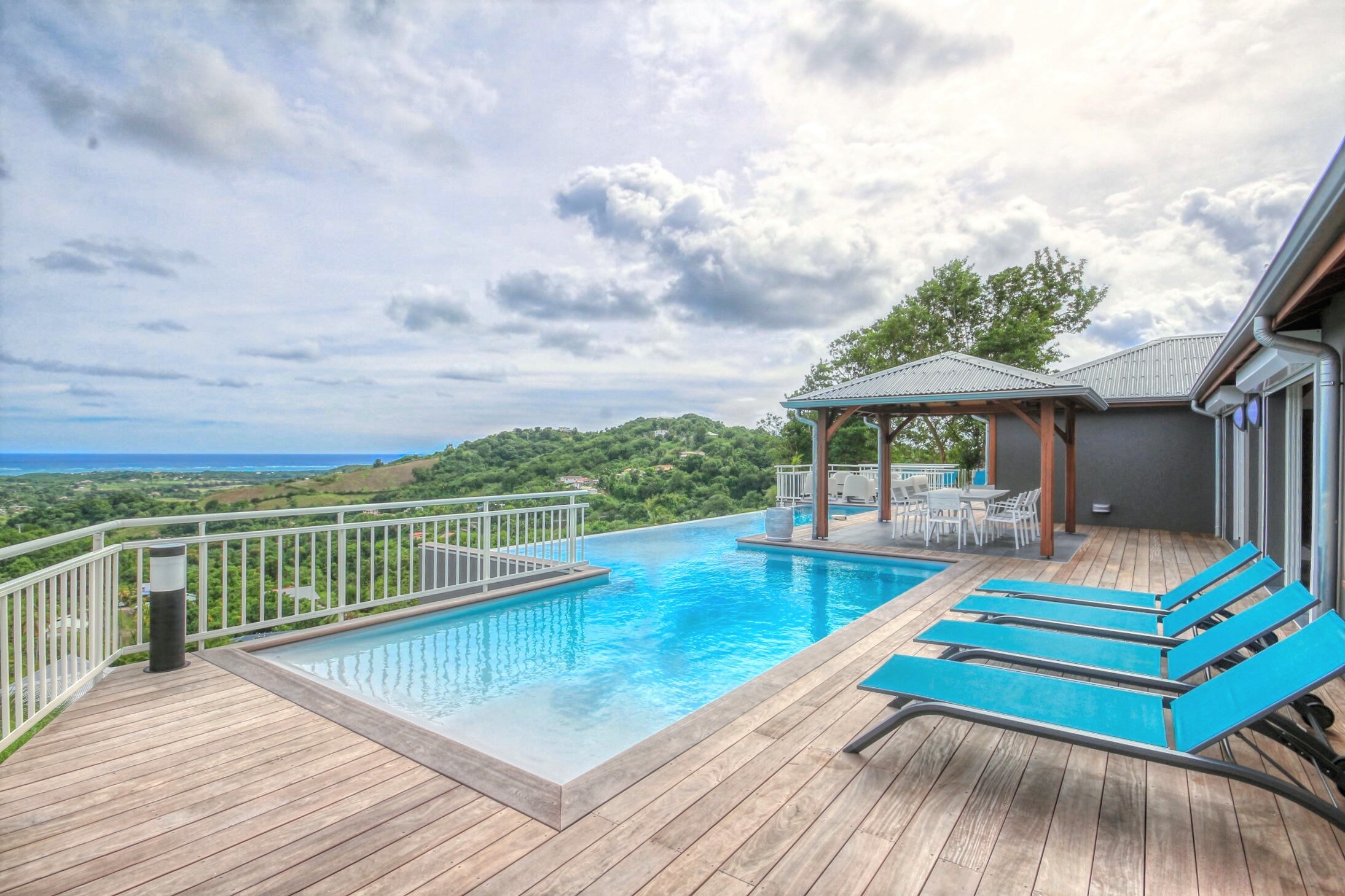 Property Image 1 - Hilltop Villa with Pool Surrounded by Nature